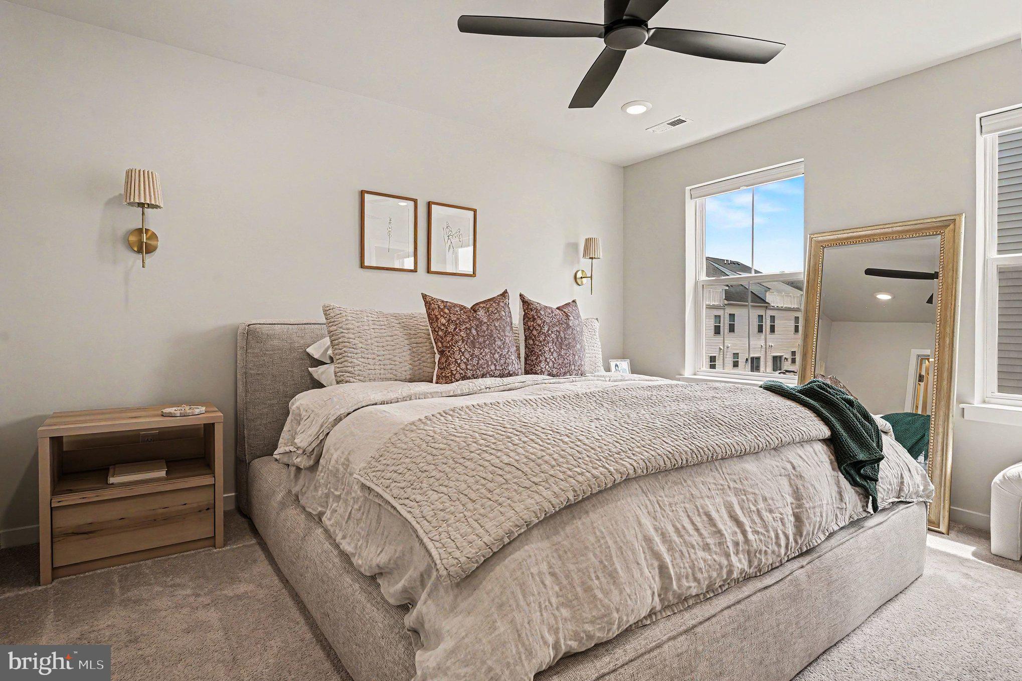 RIVER POINTE - Residential