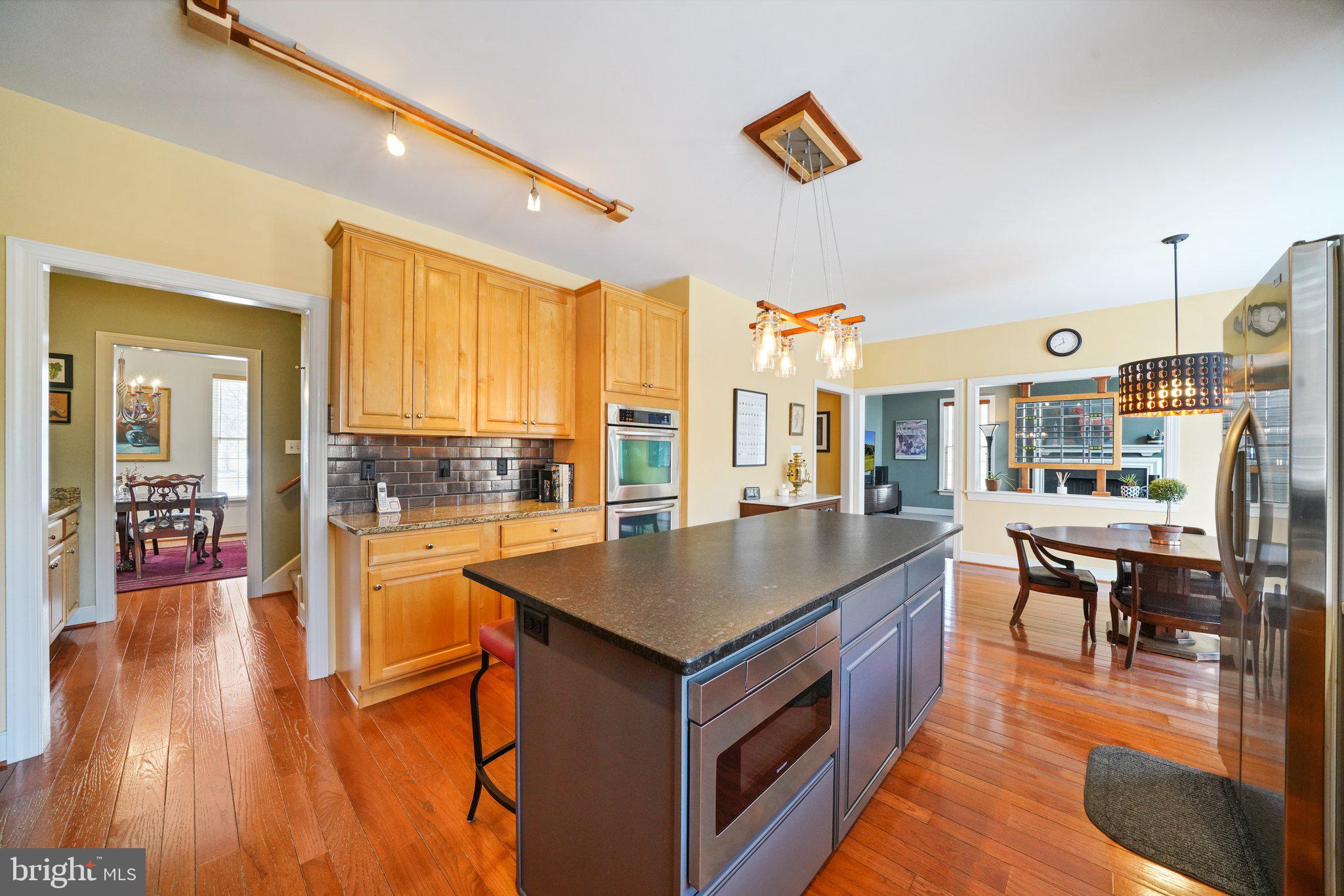 ROSSMORE - Residential