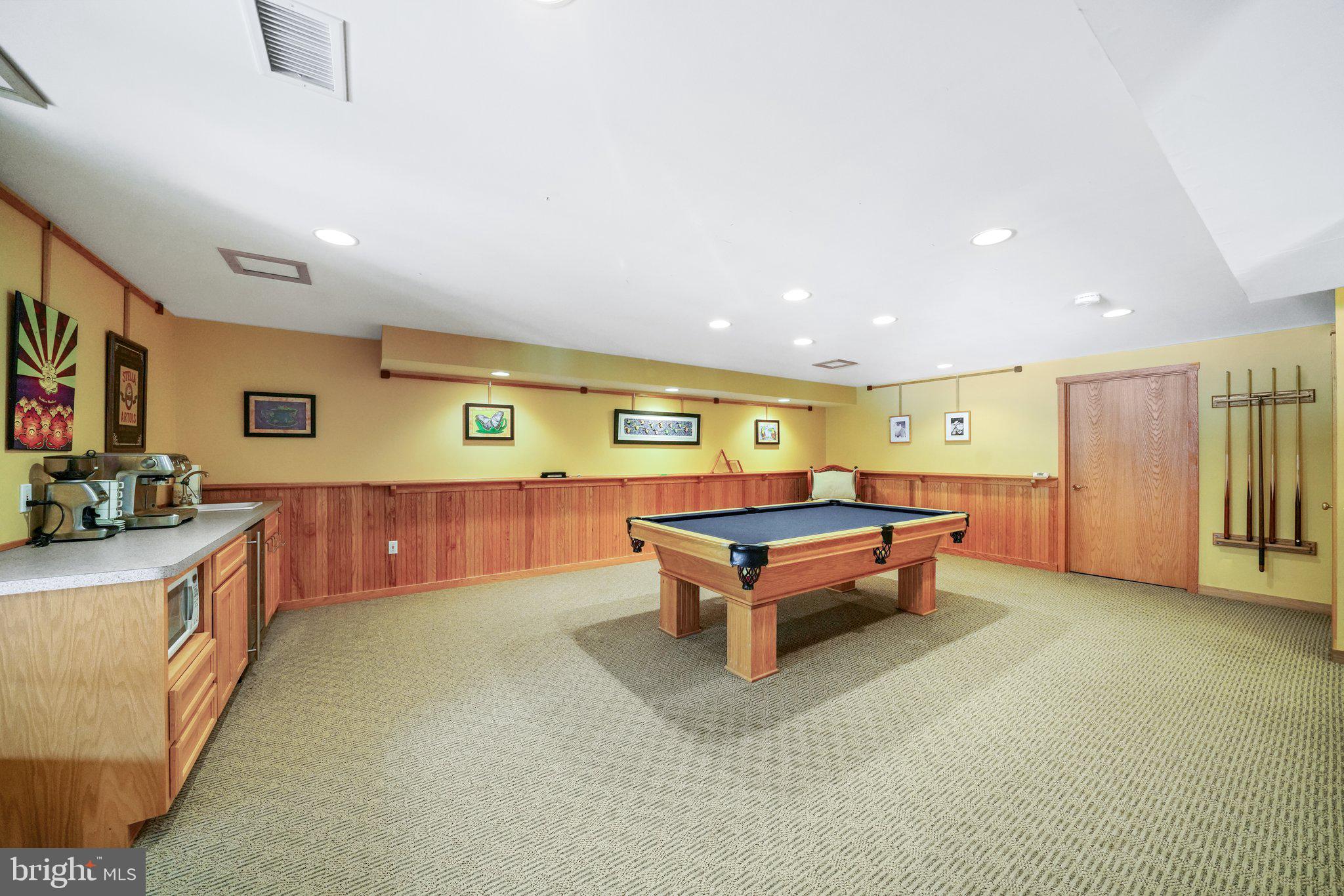 ROSSMORE - Residential