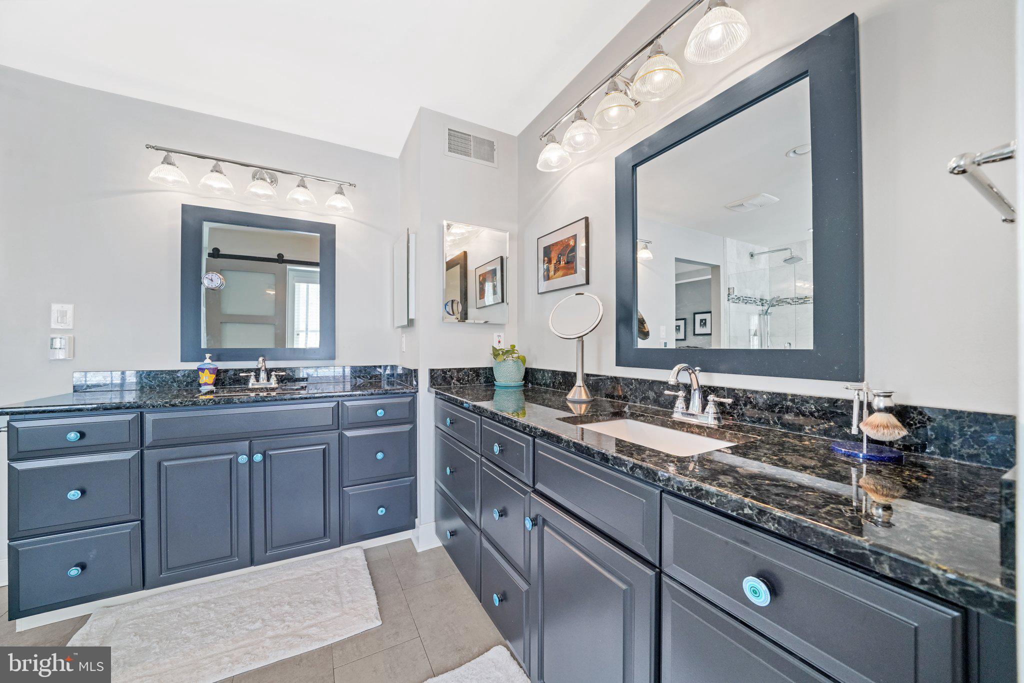 ROSSMORE - Residential