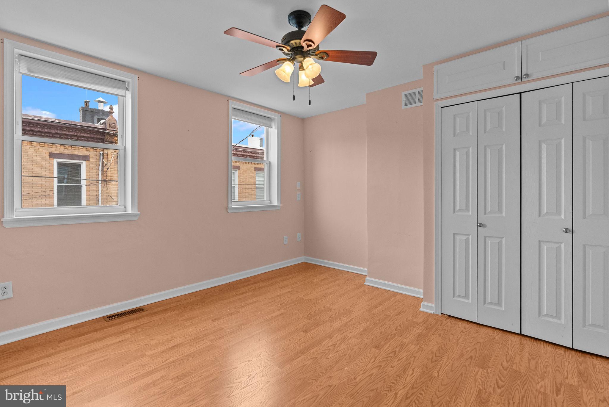 PORT RICHMOND - Residential