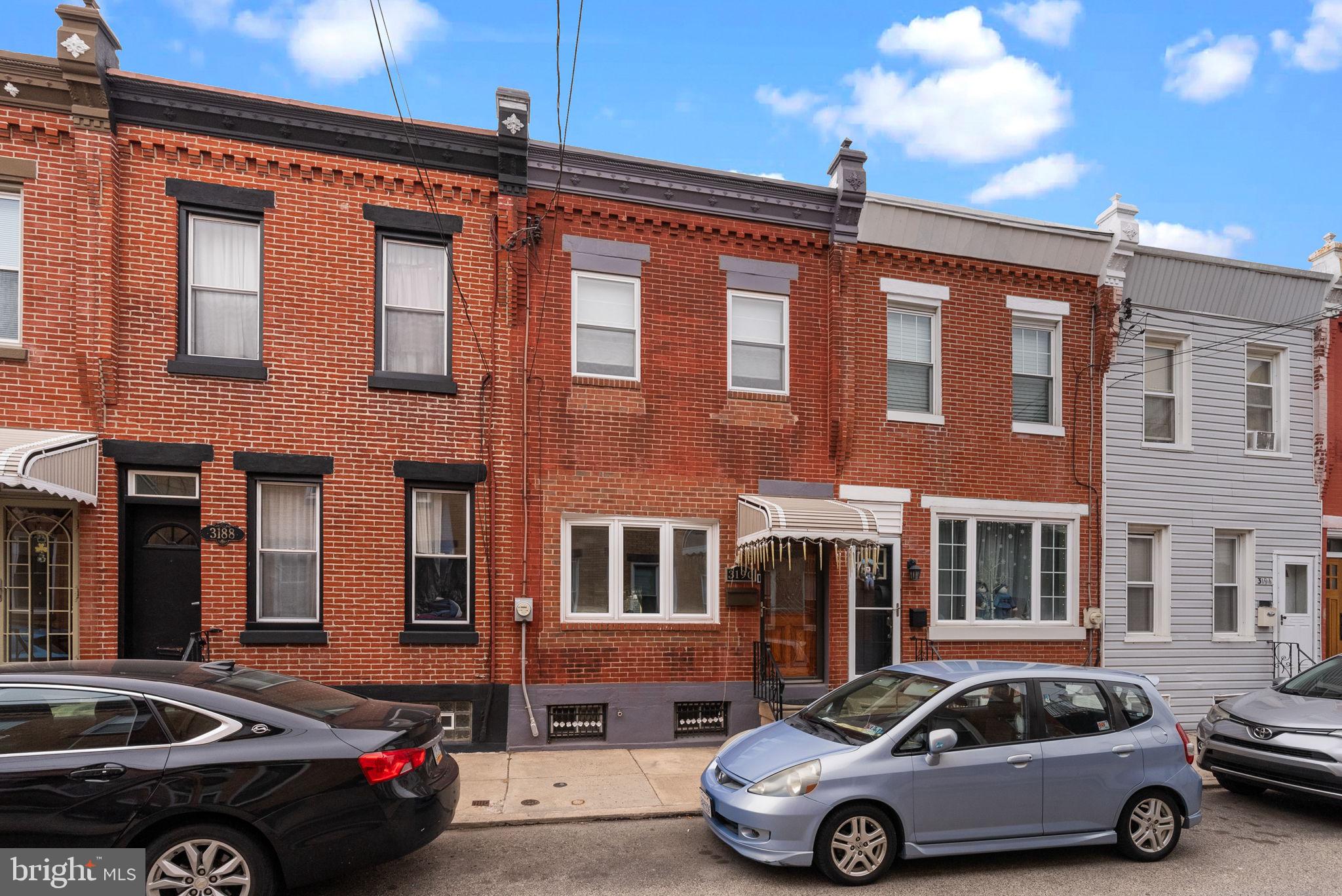 Welcome to 3190 Mercer Street, a beautifully updated 2-bedroom, 1.5-bath home in the heart of Philadelphia’s 19134 area. Step inside to find gleaming hardwood floors throughout the spacious living room and kitchen, creating a warm and inviting atmosphere.
The stunning kitchen is a chef’s dream, featuring wood cabinets, a stylish tiled backsplash, granite countertops, an island for extra prep space, stainless steel appliances, and a brand-new refrigerator. Sliding doors lead to your private, oasis-like backyard—perfect for relaxing or entertaining.
Upstairs, you’ll find two generously sized bedrooms and a beautifully renovated bathroom, offering modern comforts with a touch of charm. Additional upgrades include a freshly painted front exterior, enhancing curb appeal, and newly insulated back walls for improved energy efficiency and comfort.
Don’t miss out on this move-in-ready home with incredible features and a prime location. Schedule your showing today!