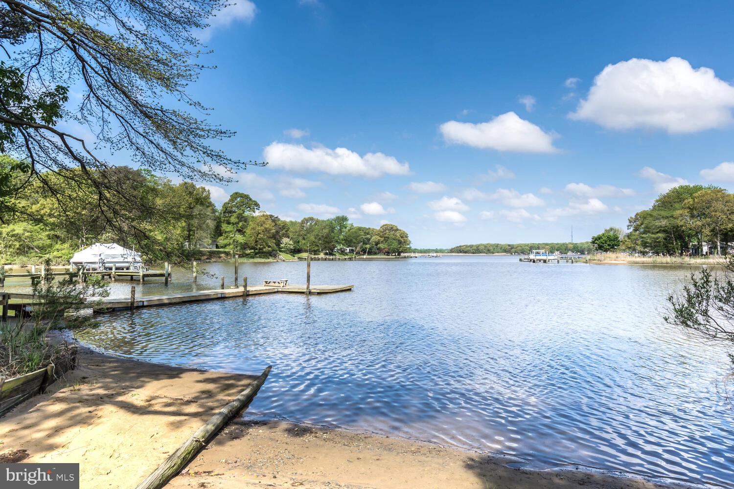 CHESTER HARBOR - Residential
