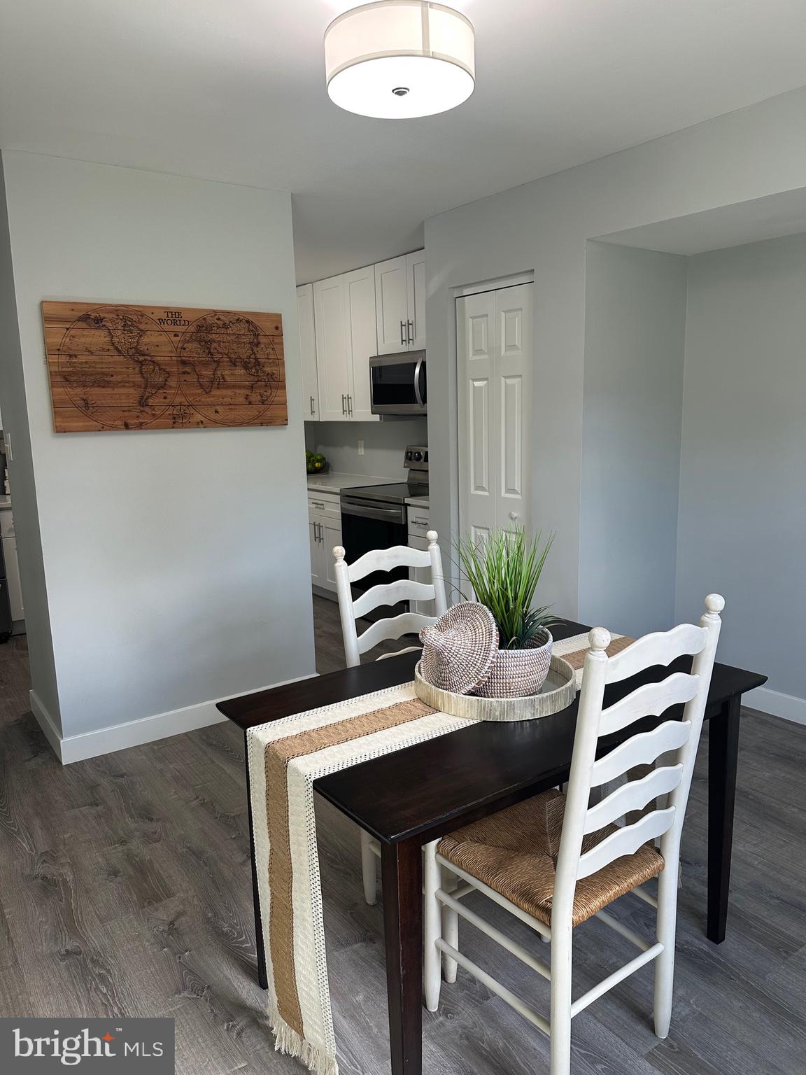 WHITPAIN HILLS - Residential