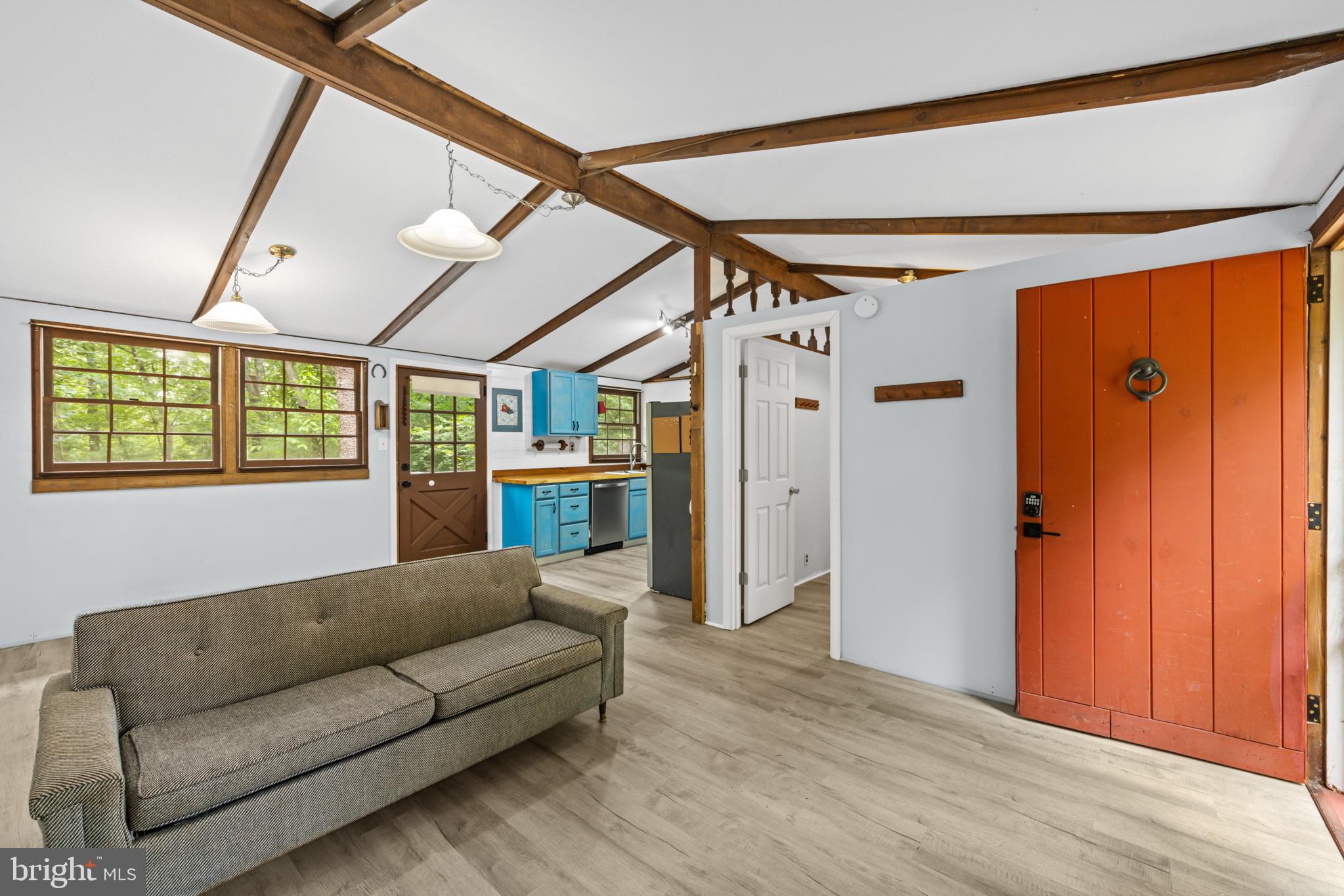 LAUREL MOUNTAIN - Residential