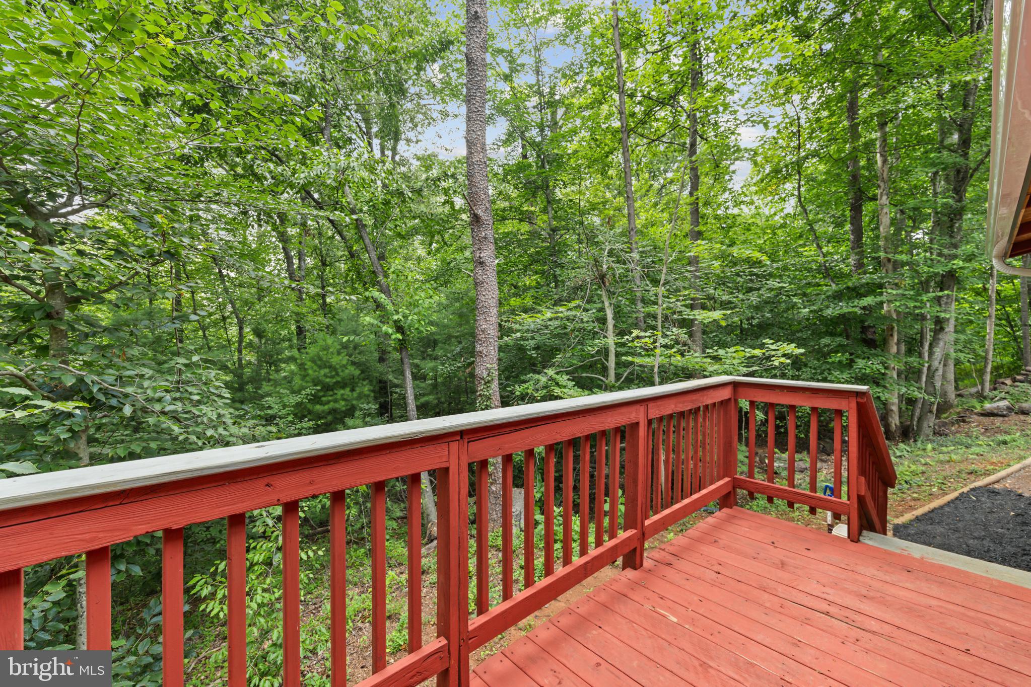 LAUREL MOUNTAIN - Residential