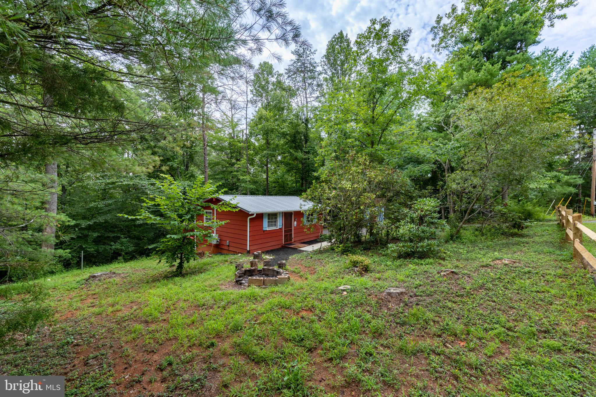 LAUREL MOUNTAIN - Residential