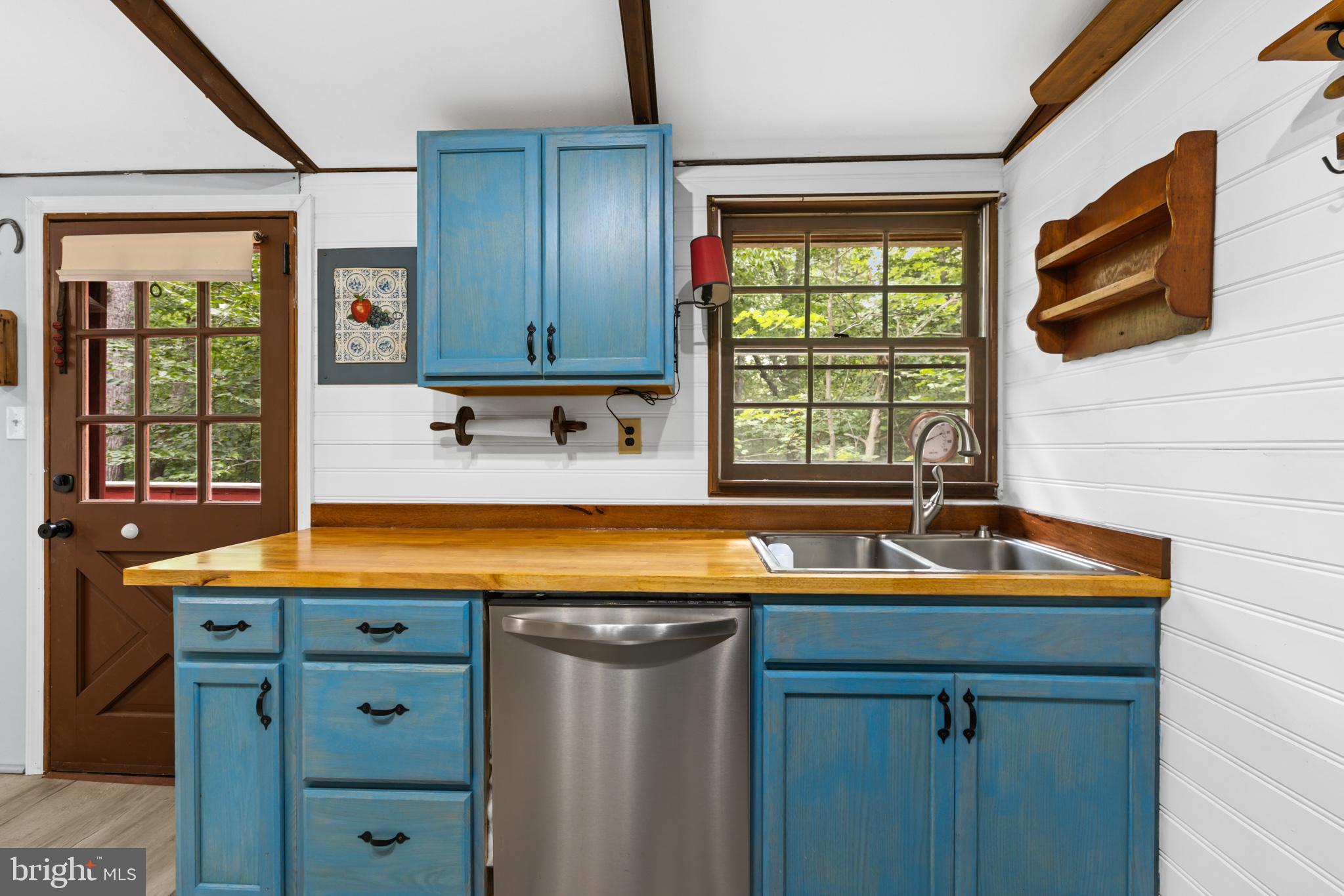 LAUREL MOUNTAIN - Residential