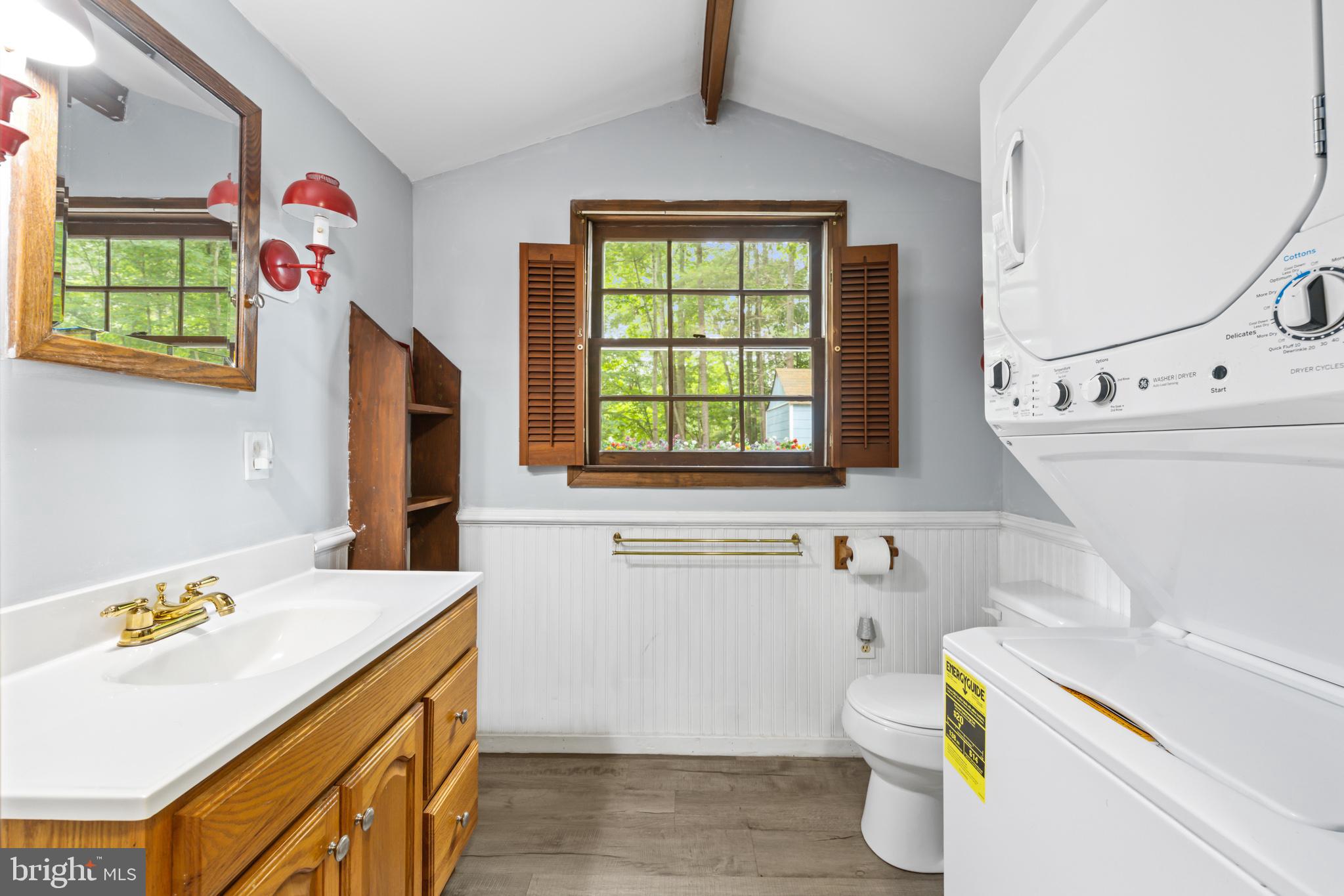 LAUREL MOUNTAIN - Residential