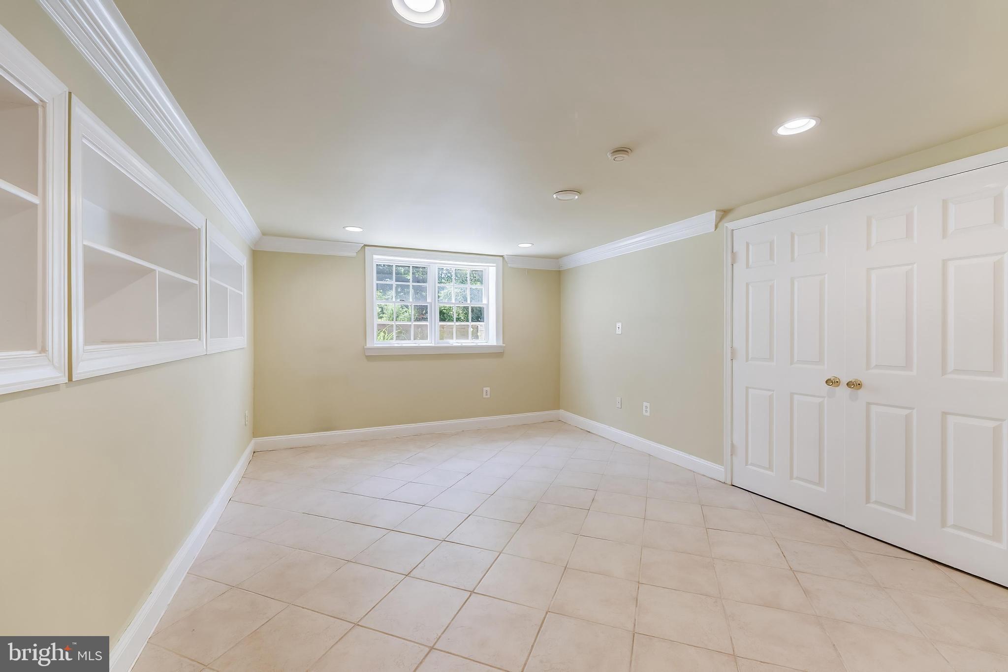 RICHLAND HUNT - Residential