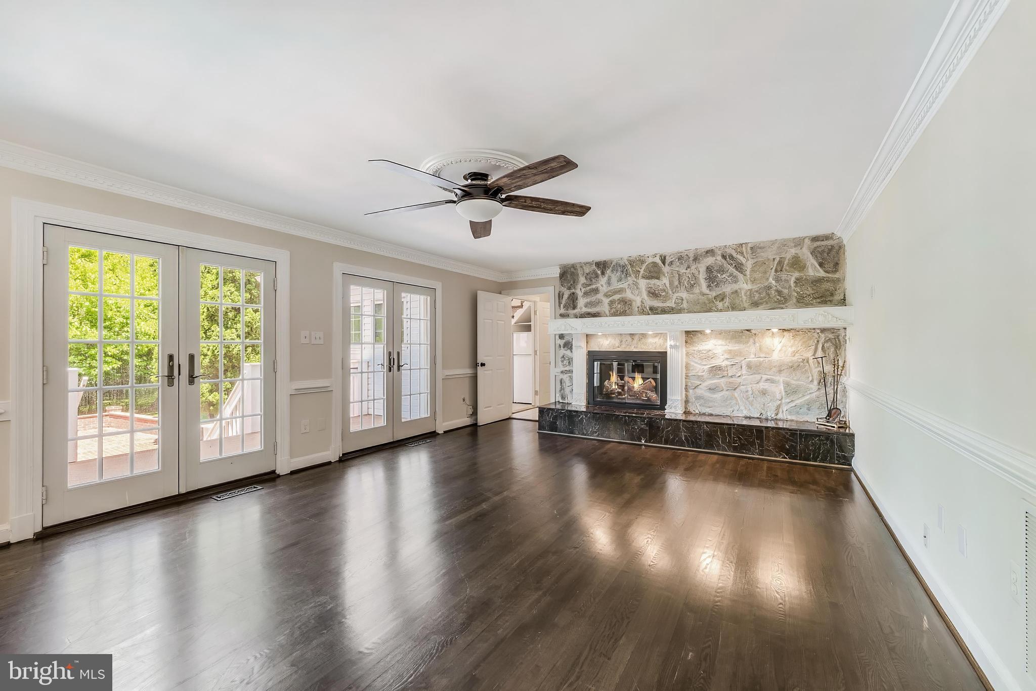 RICHLAND HUNT - Residential