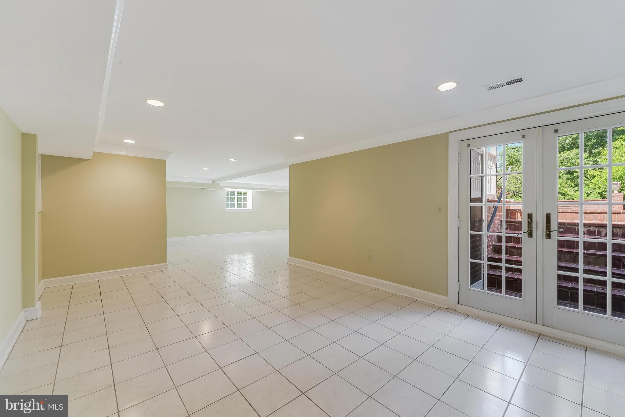 RICHLAND HUNT - Residential