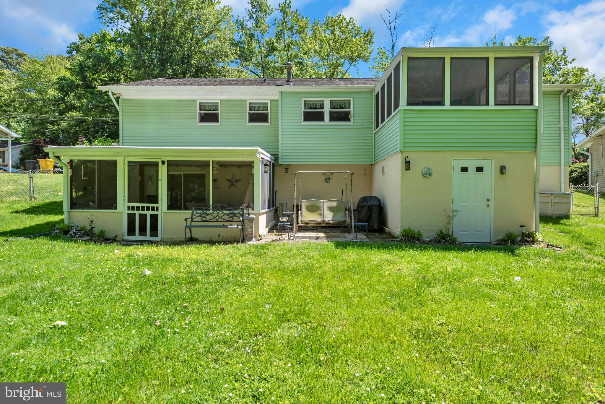 LANDHAVEN - Residential