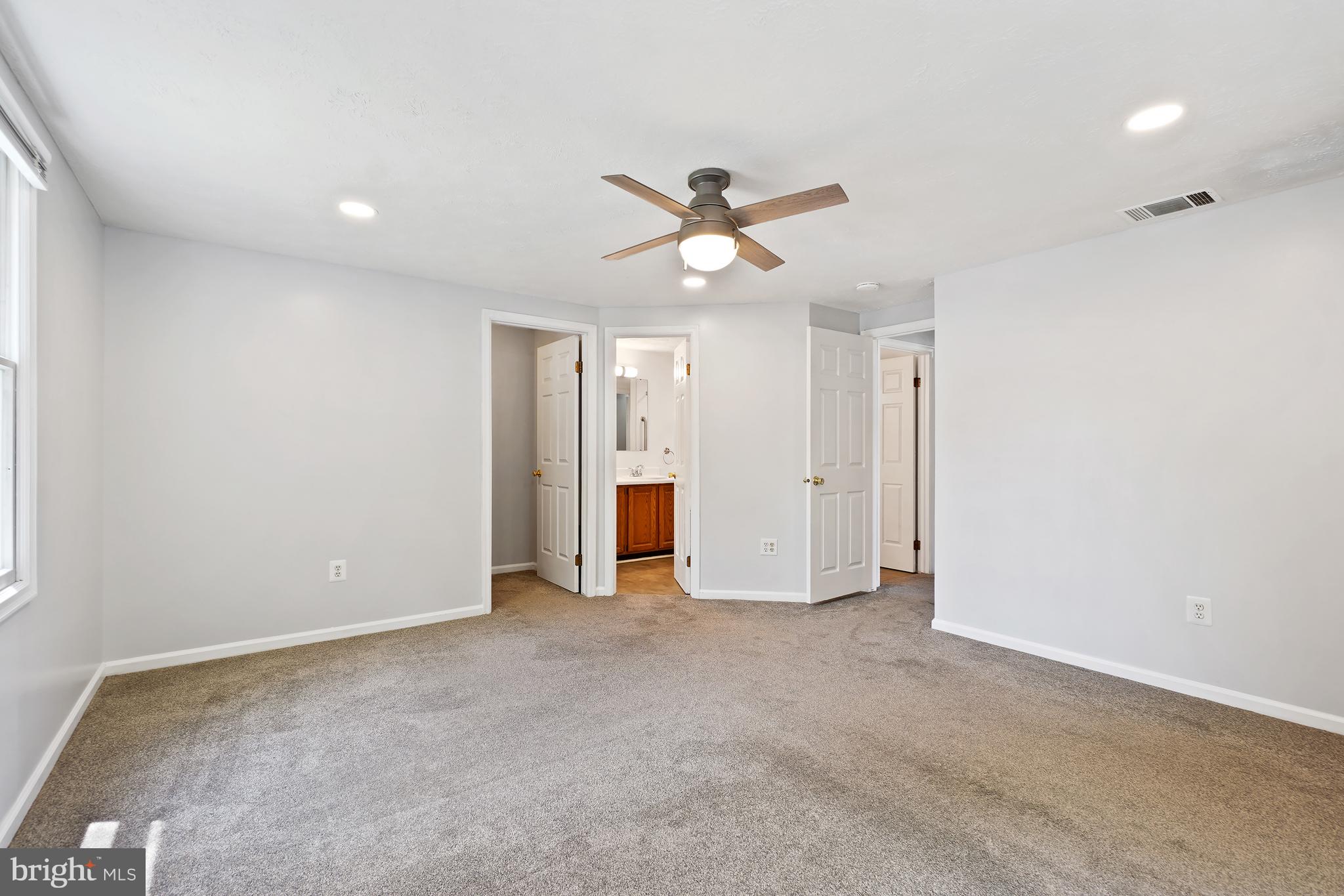 FREDERICKTOWNE VILLAGE - Residential