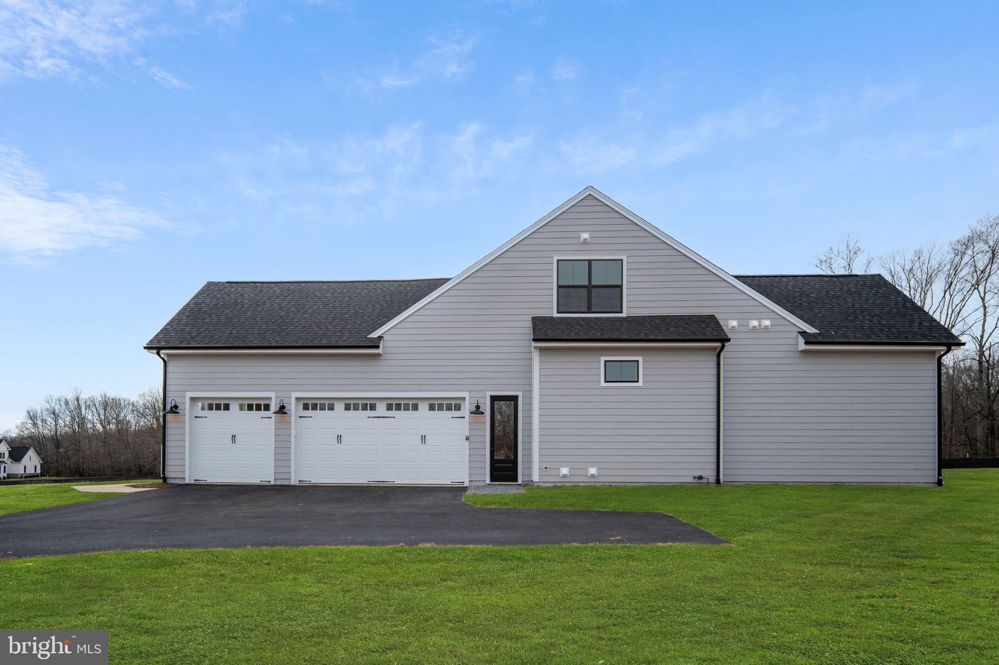ROSNI ESTATES - Residential
