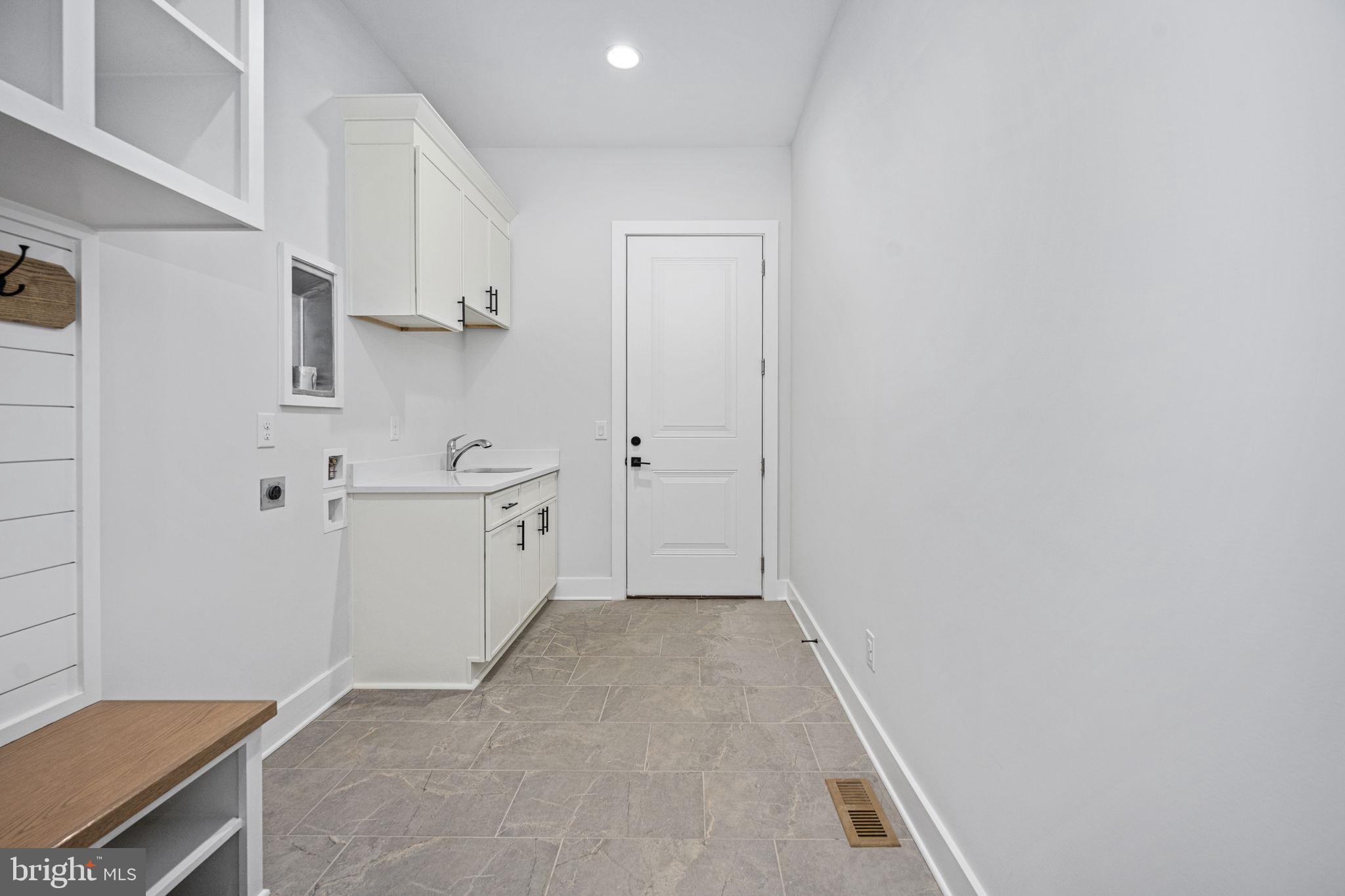 ROSNI ESTATES - Residential