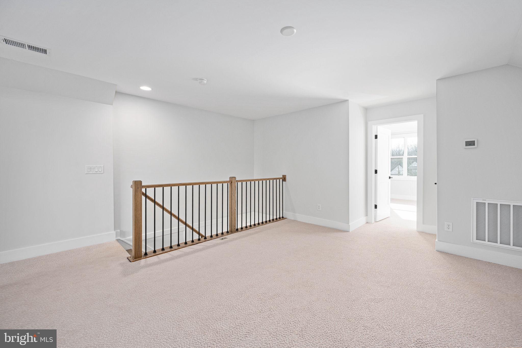 ROSNI ESTATES - Residential