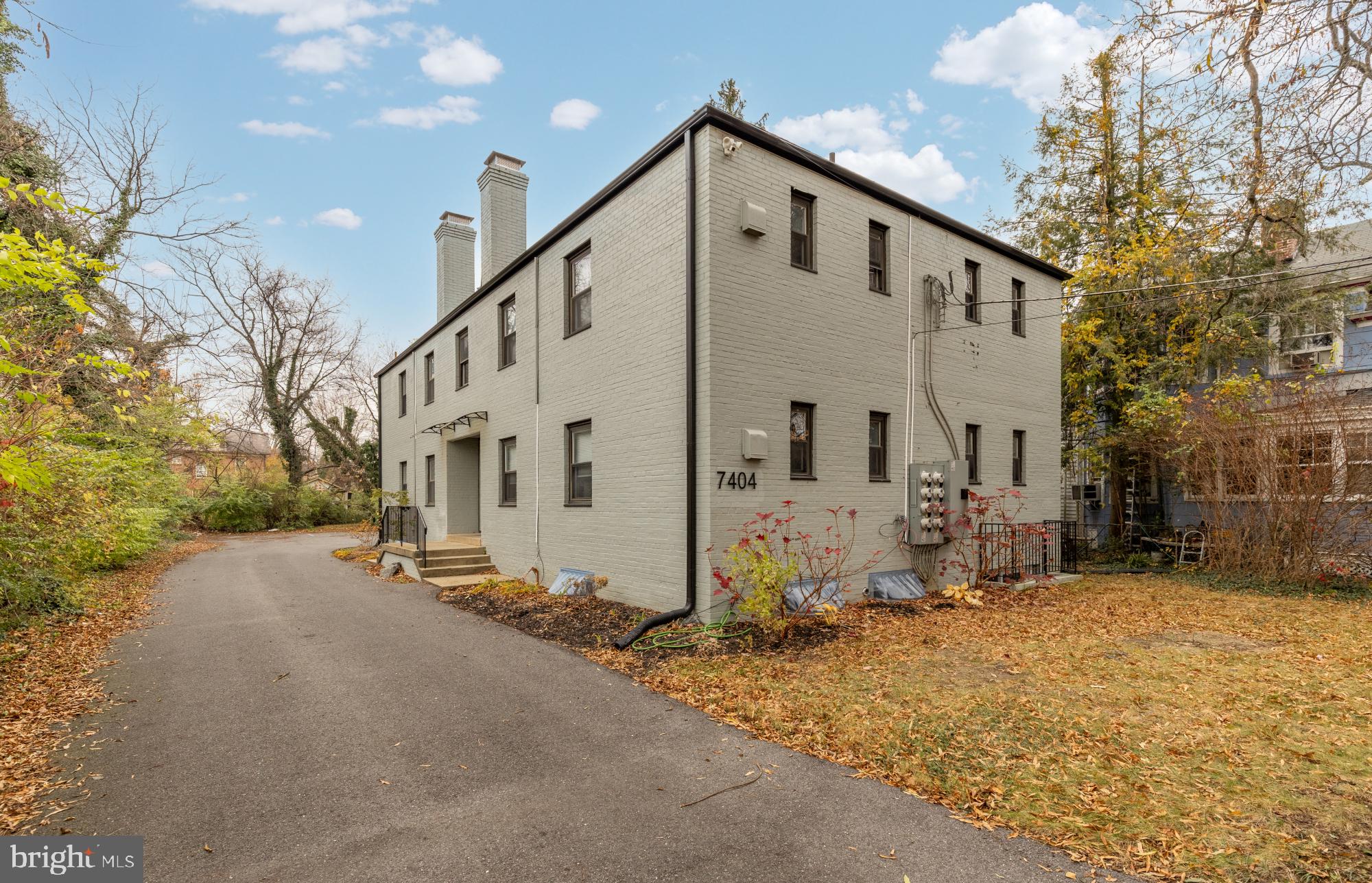 COLLEGE PARK - Residential Income