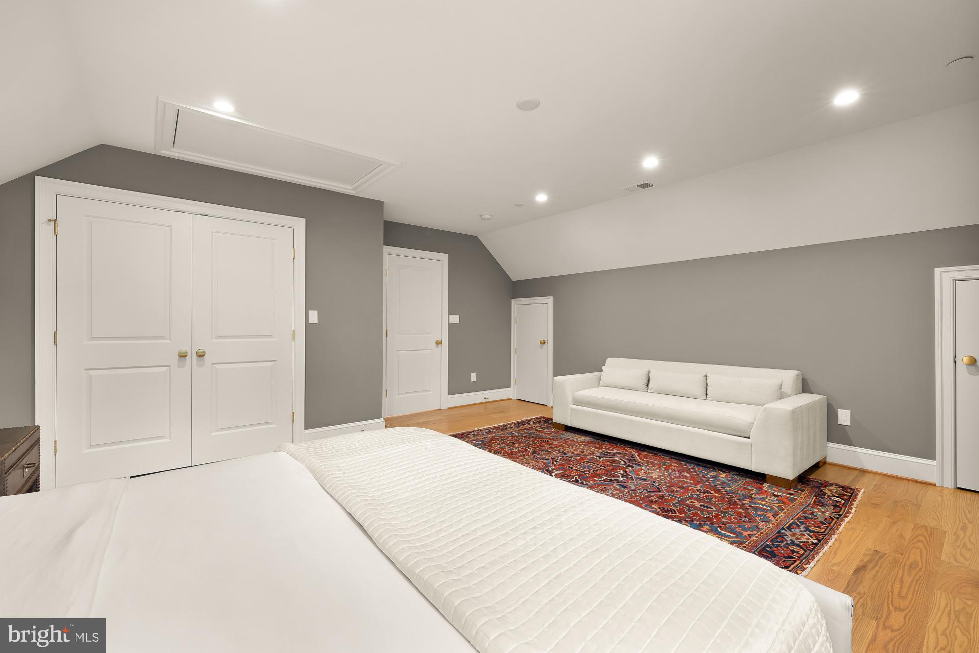 KENT - Residential