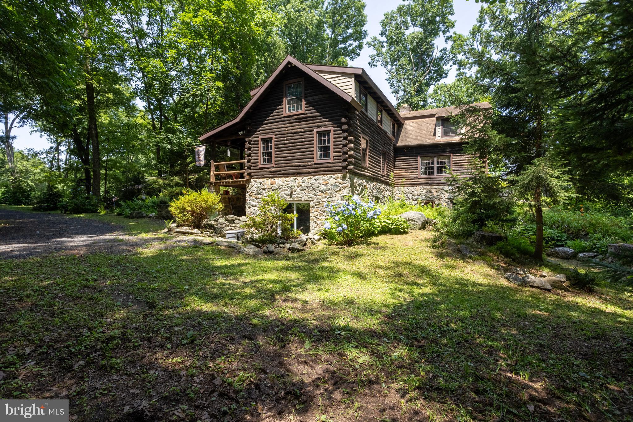 SEVEN CEDARS - Residential