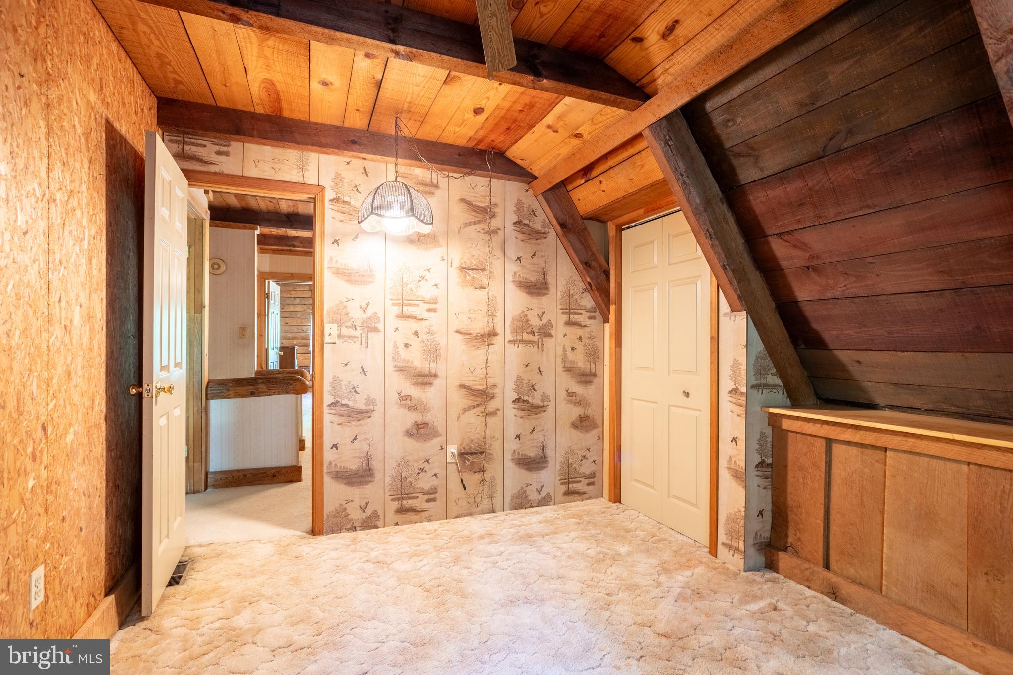 SEVEN CEDARS - Residential
