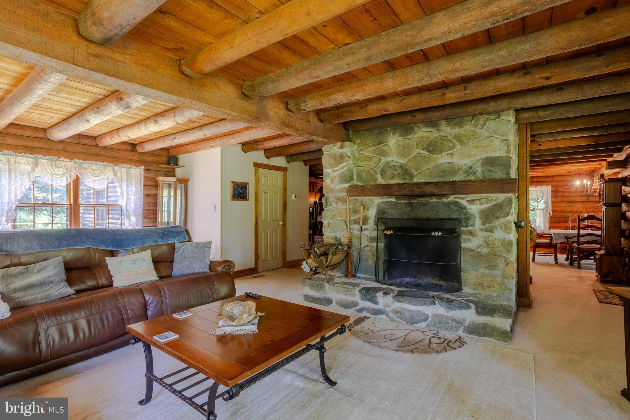 SEVEN CEDARS - Residential
