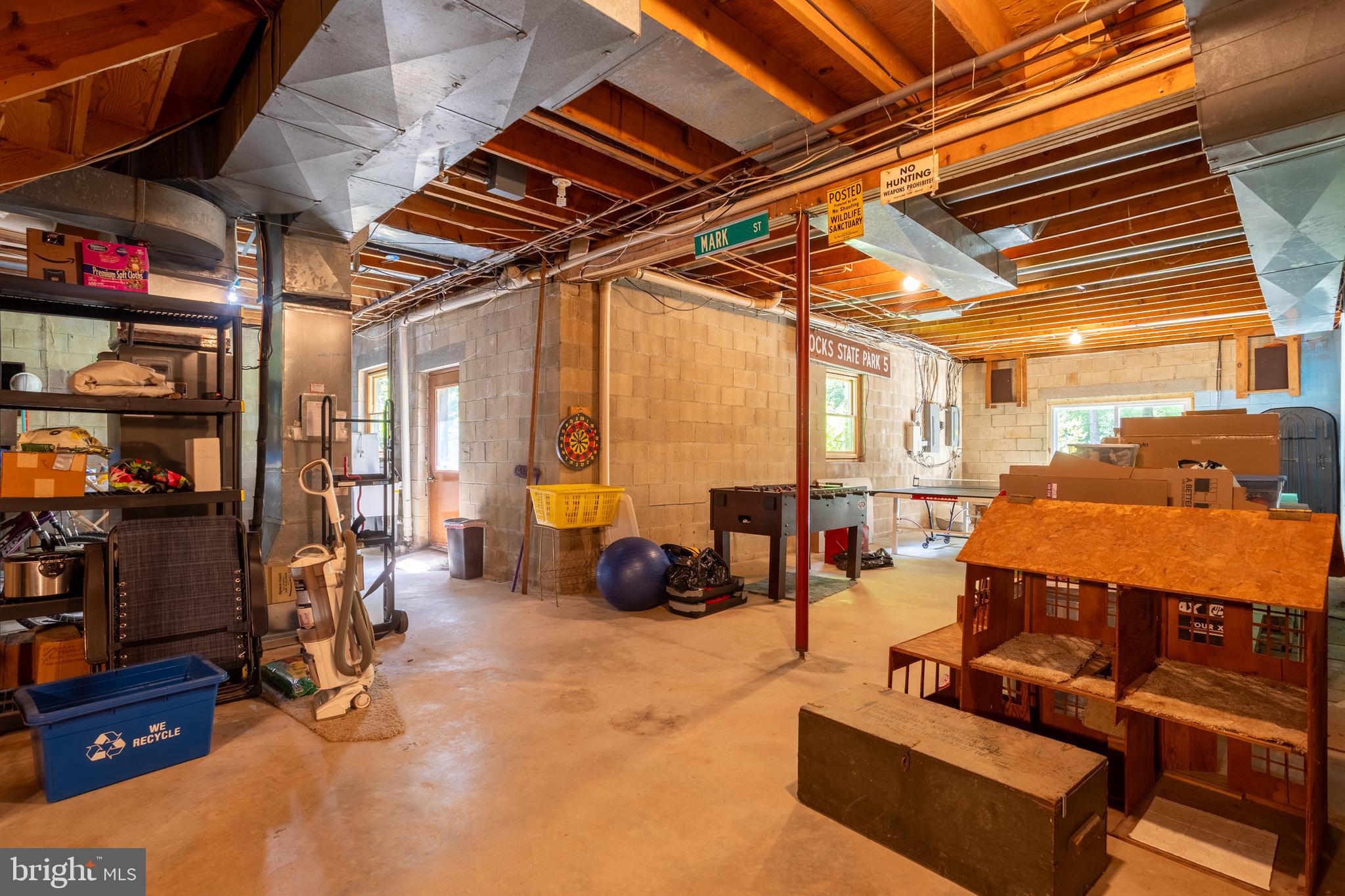 SEVEN CEDARS - Residential