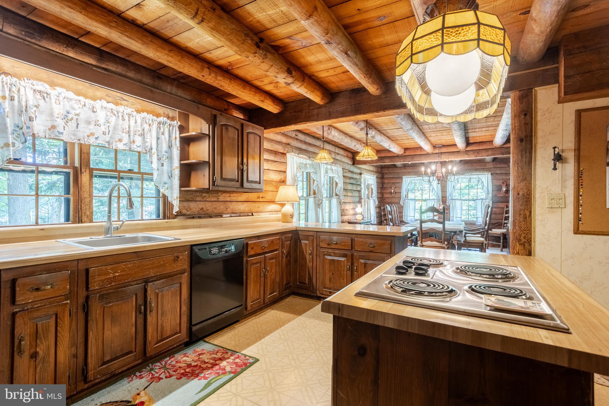 SEVEN CEDARS - Residential