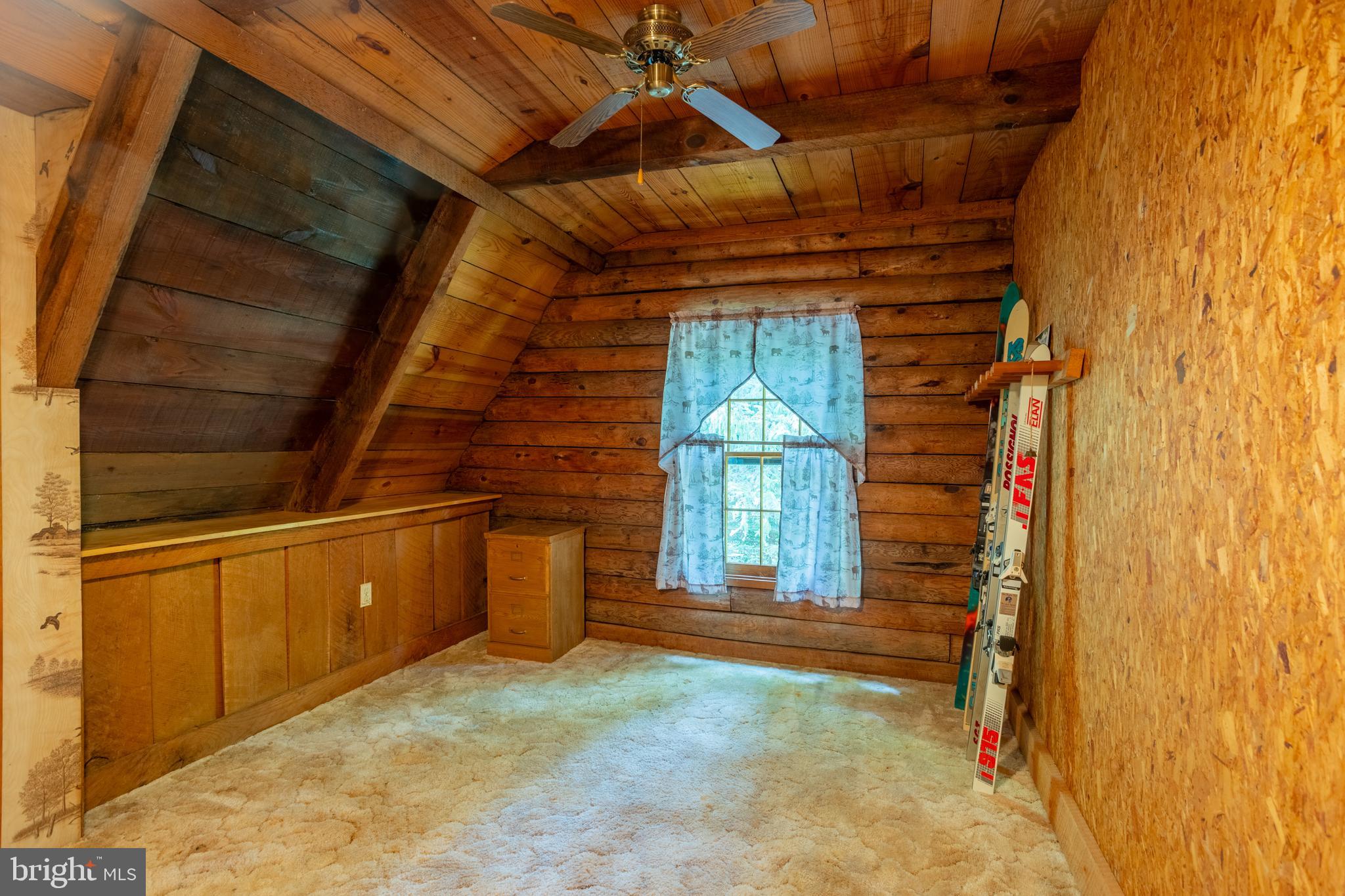 SEVEN CEDARS - Residential