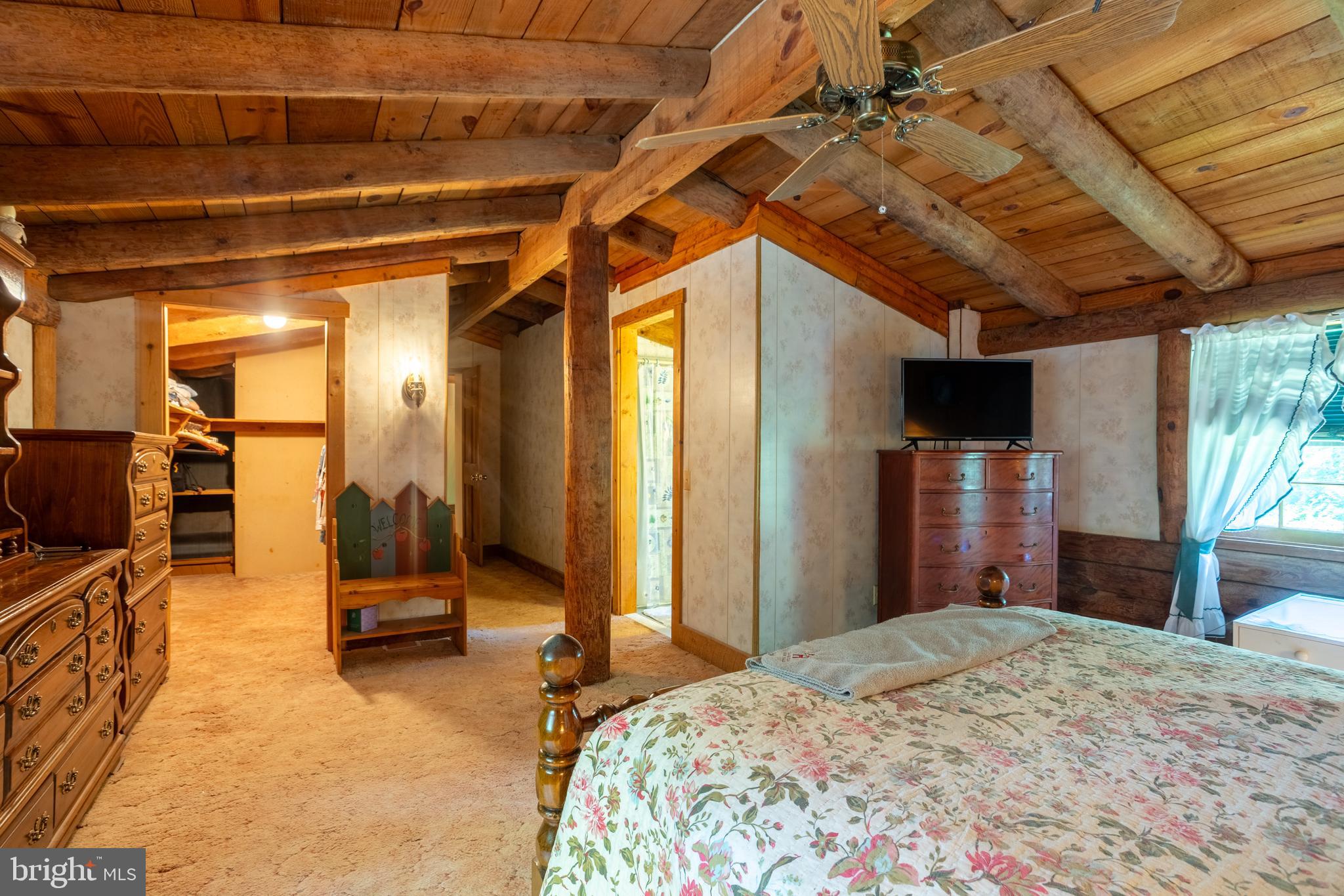 SEVEN CEDARS - Residential