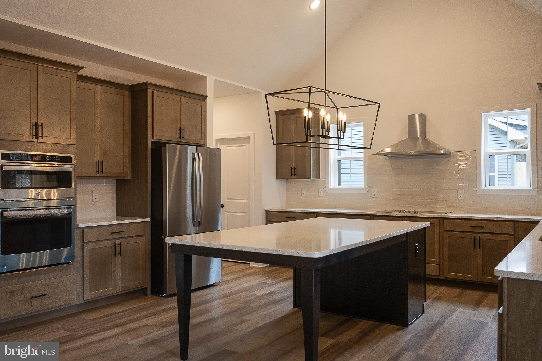 MEADOW CREST - Residential