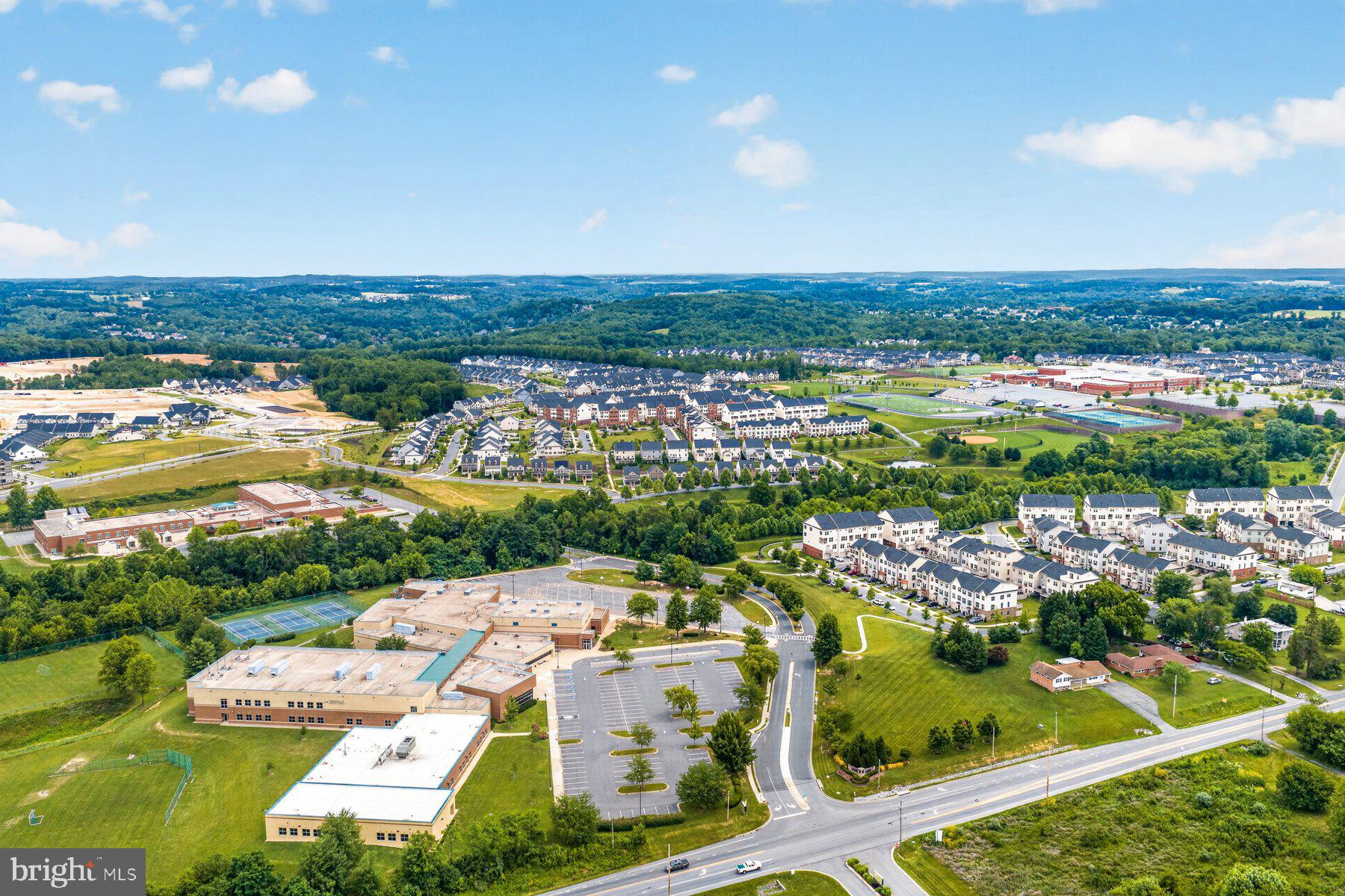 OAKDALE VILLAGE - Residential