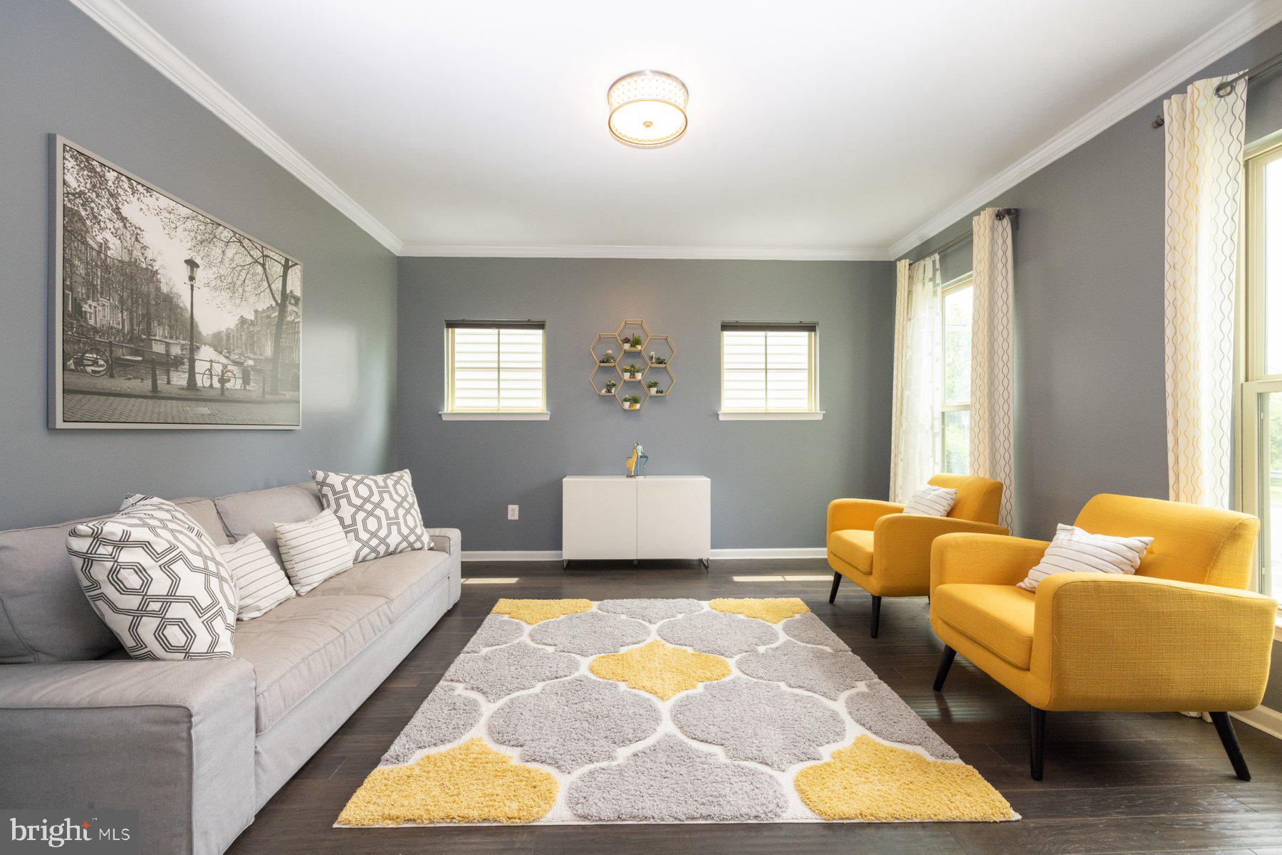 OAKDALE VILLAGE - Residential