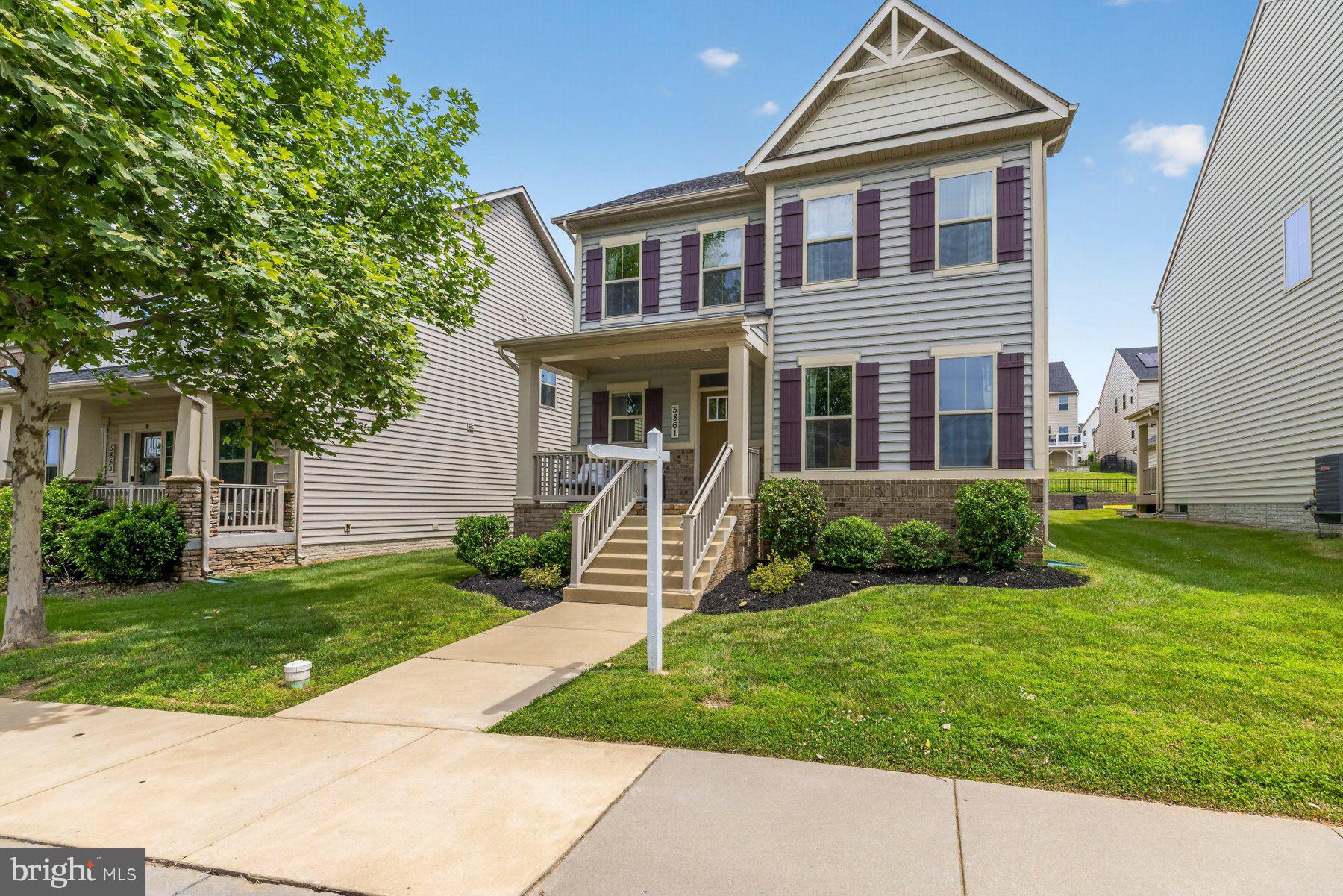 OAKDALE VILLAGE - Residential
