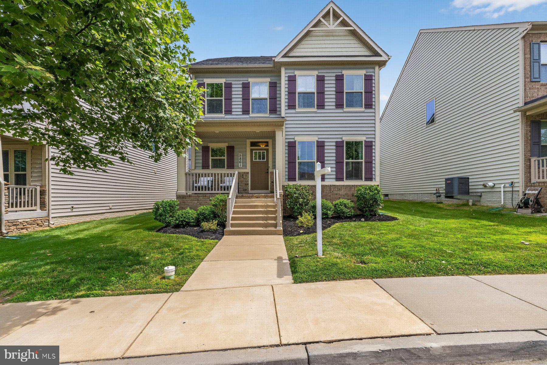OAKDALE VILLAGE - Residential