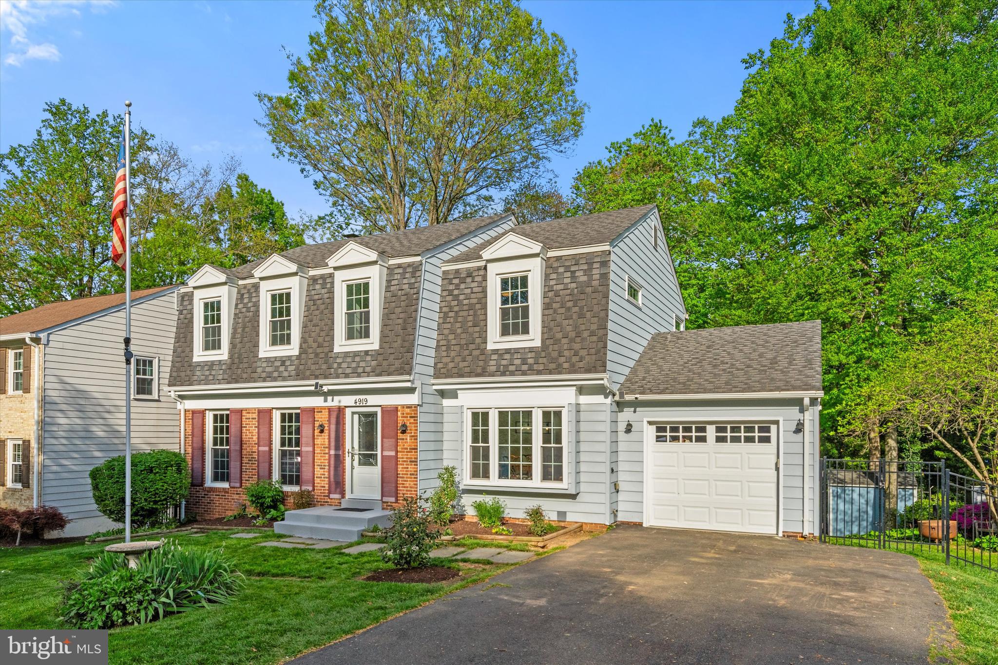LONG BRANCH - Residential