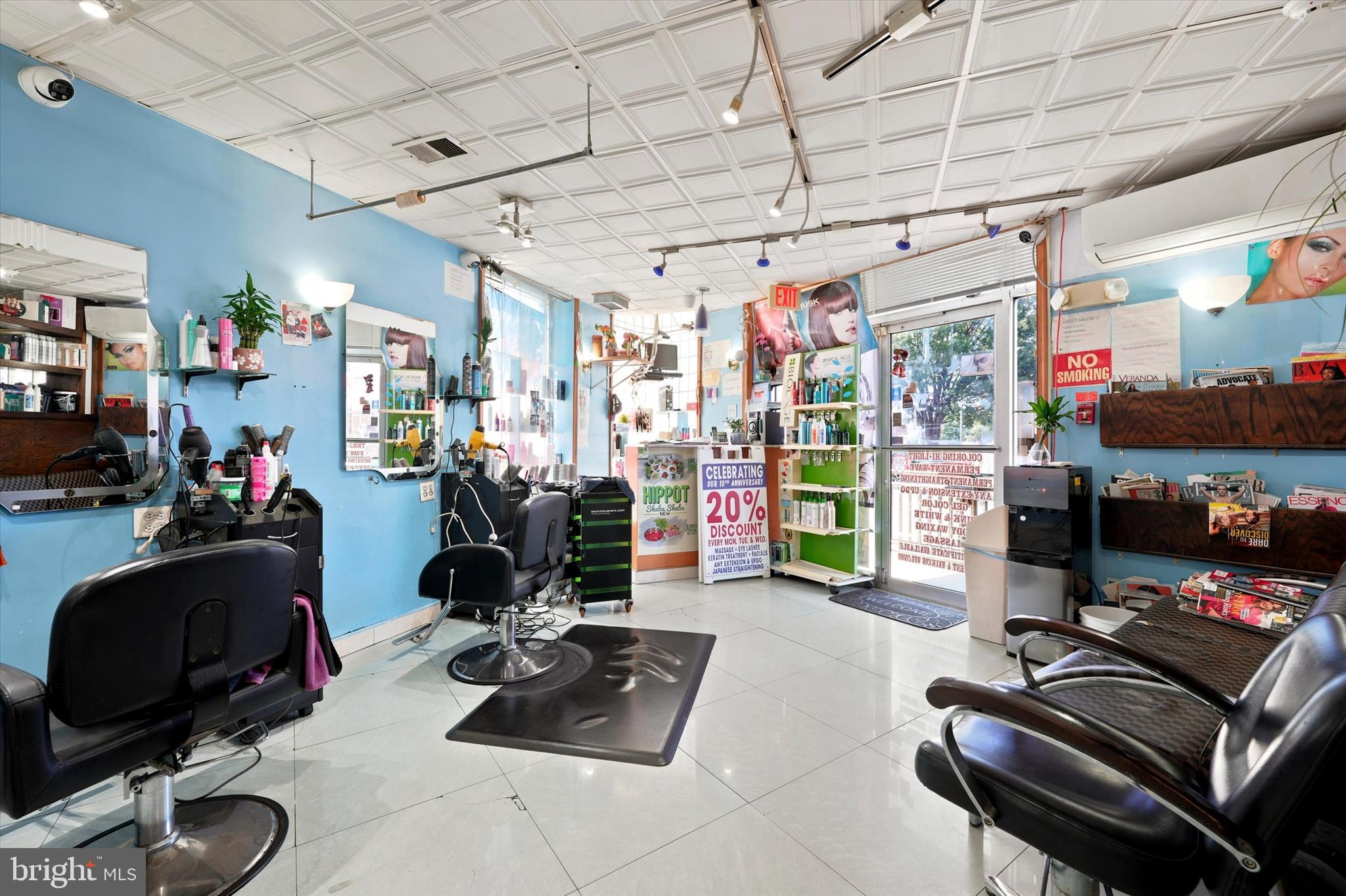 PASSYUNK SQUARE - Residential Income