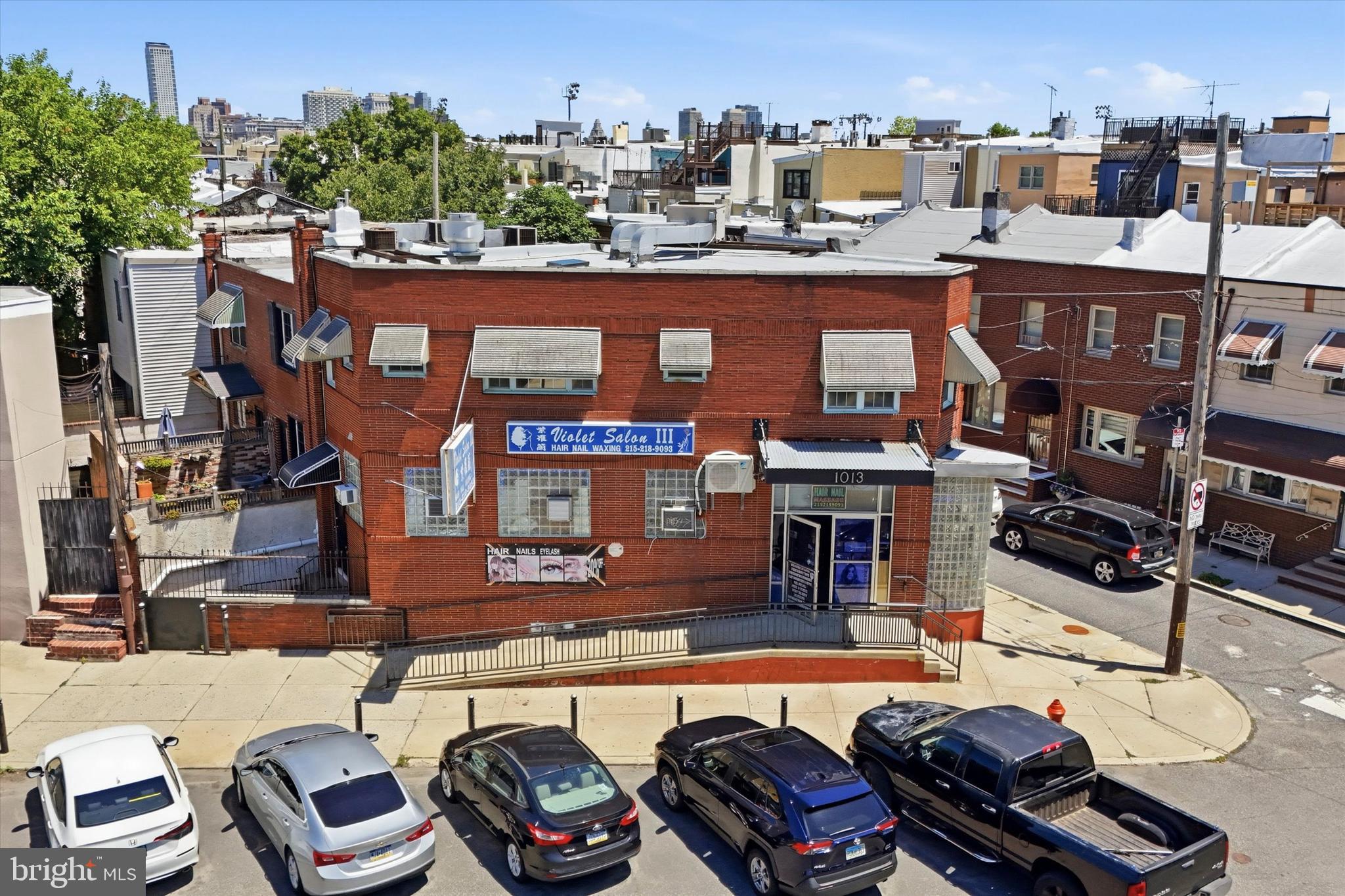 PASSYUNK SQUARE - Residential Income