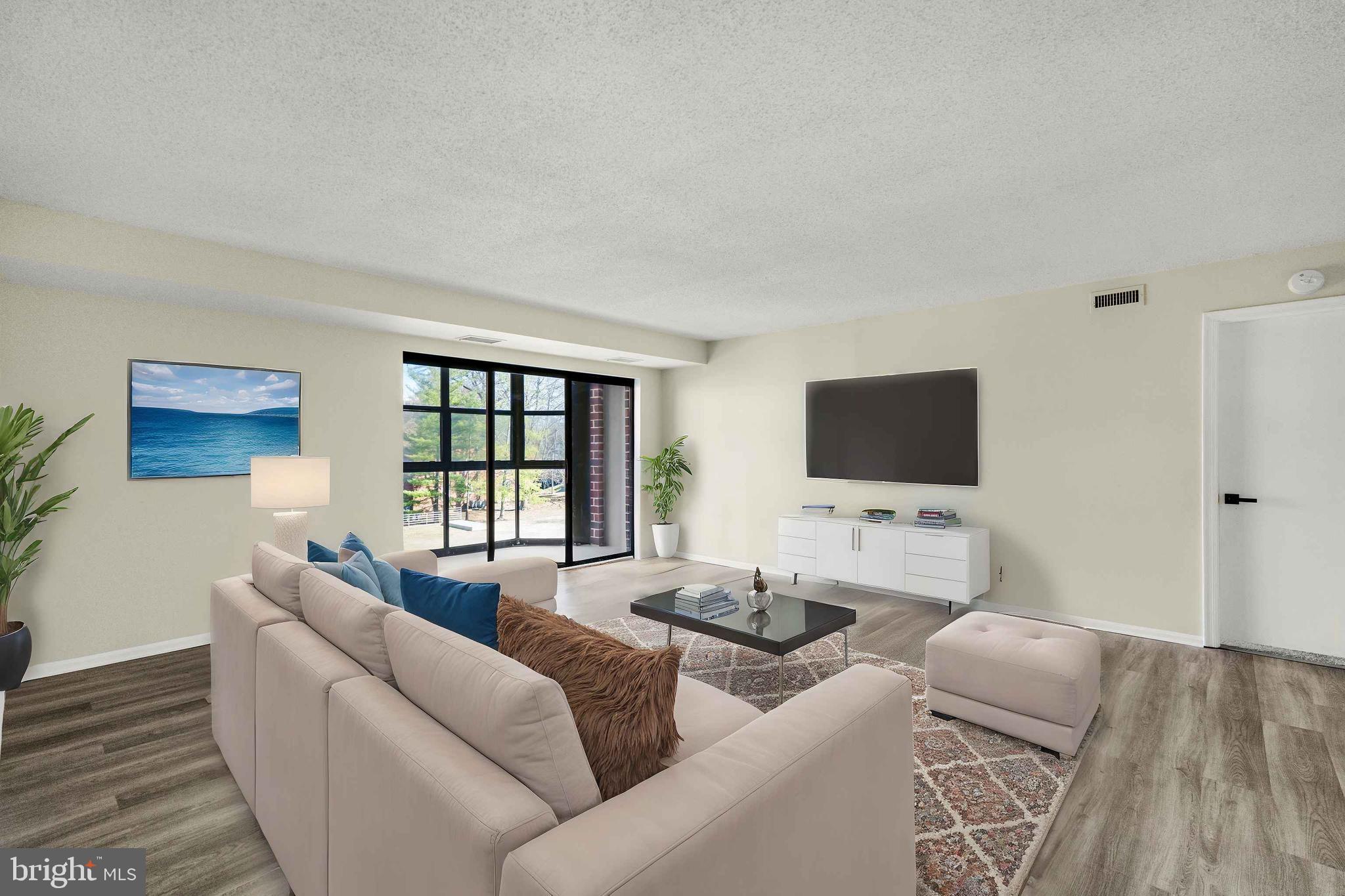 ASTORIA - Residential