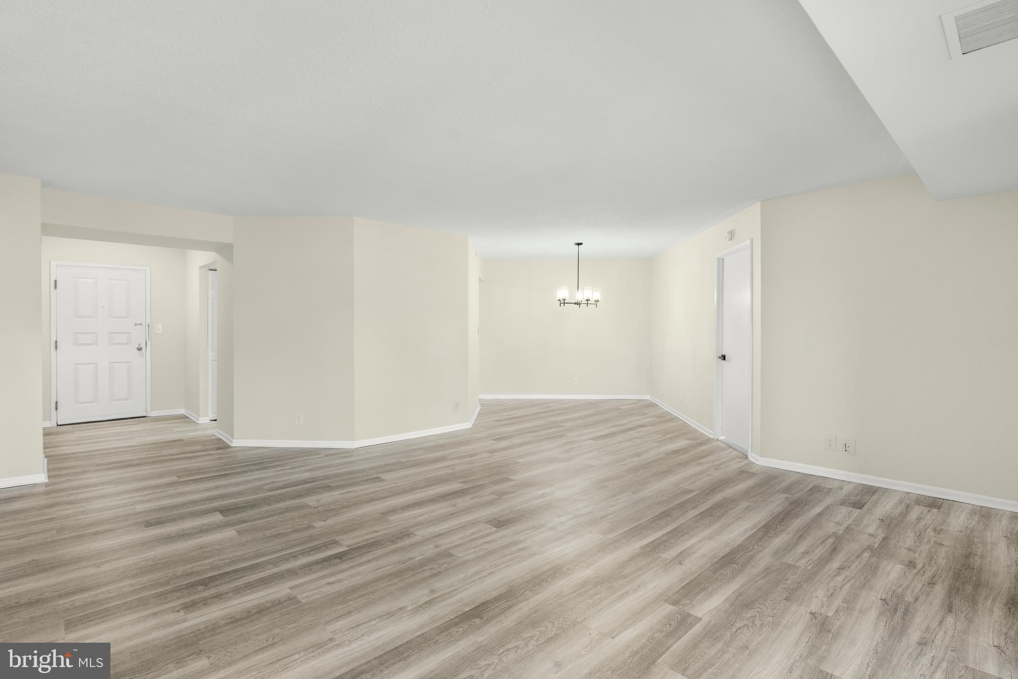 ASTORIA - Residential