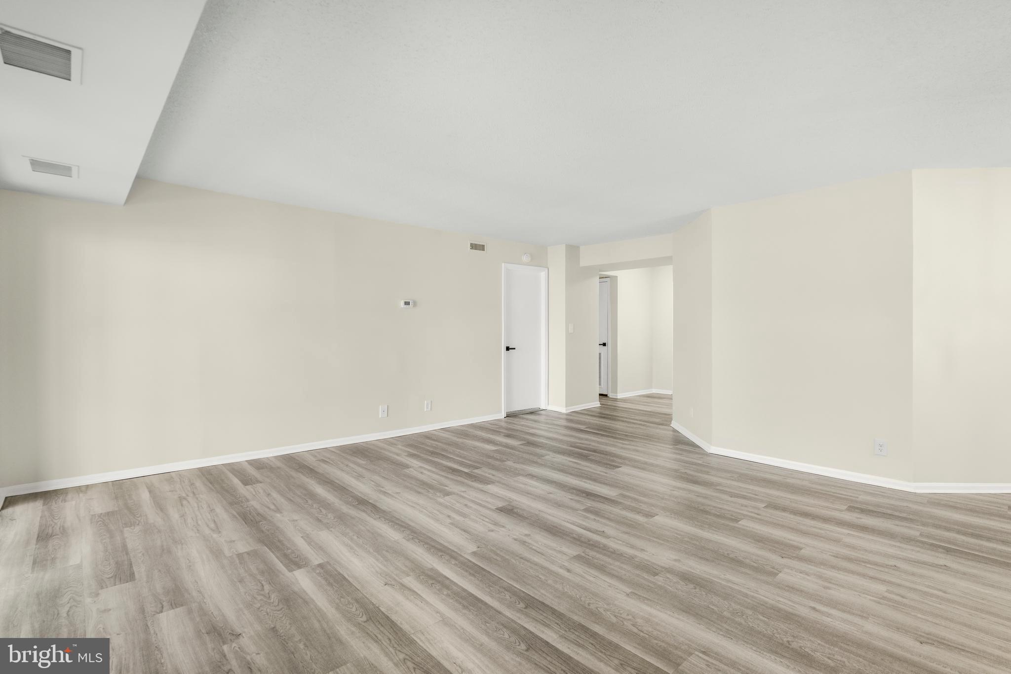 ASTORIA - Residential