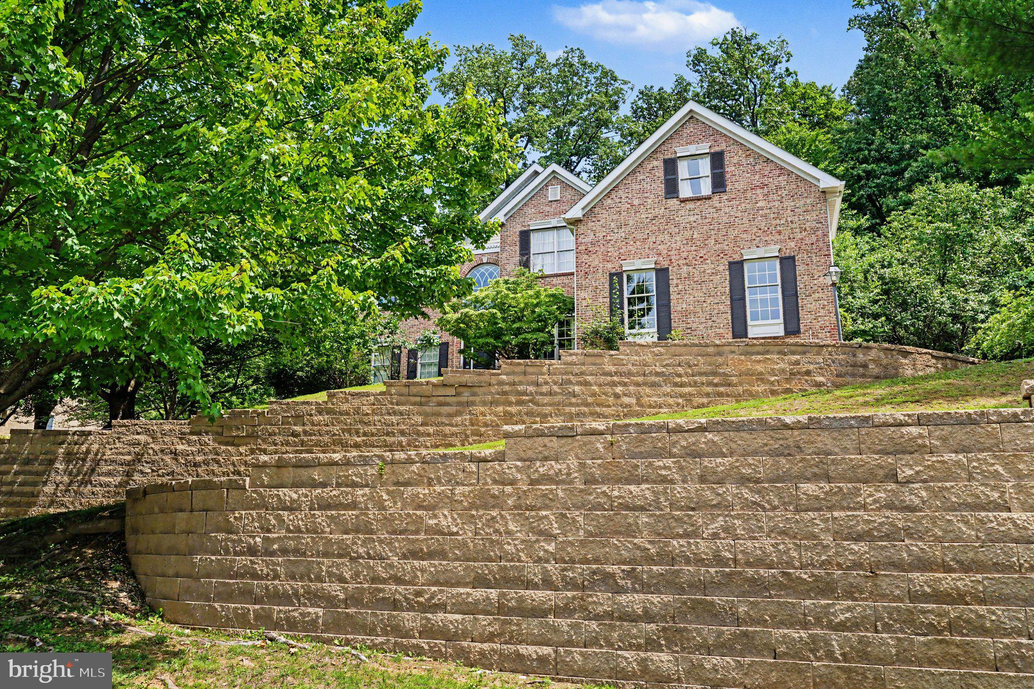VALLEY FORGE WOODS - Residential