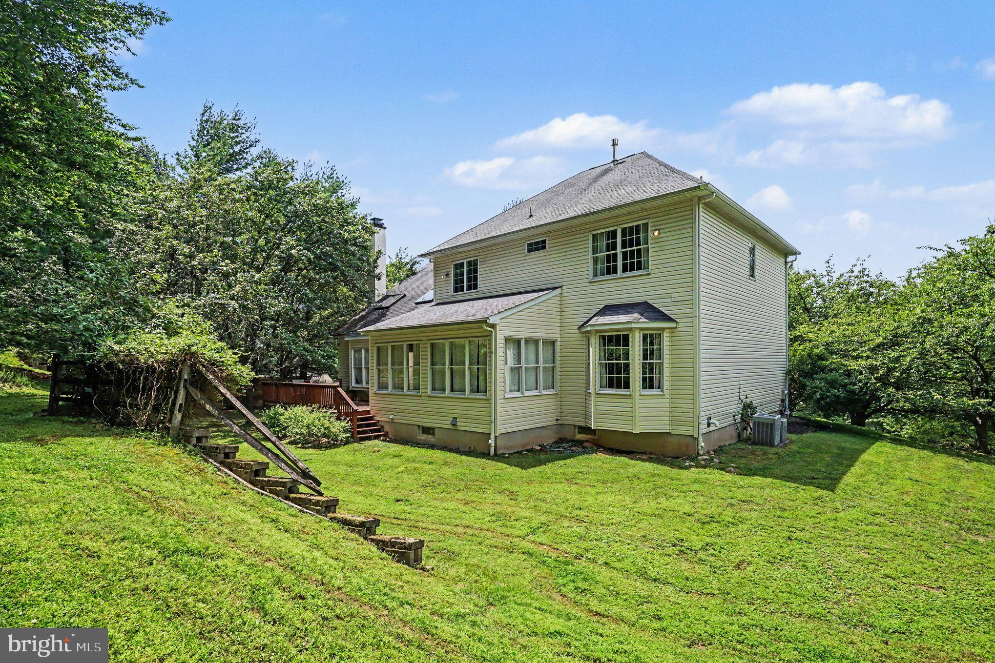 VALLEY FORGE WOODS - Residential