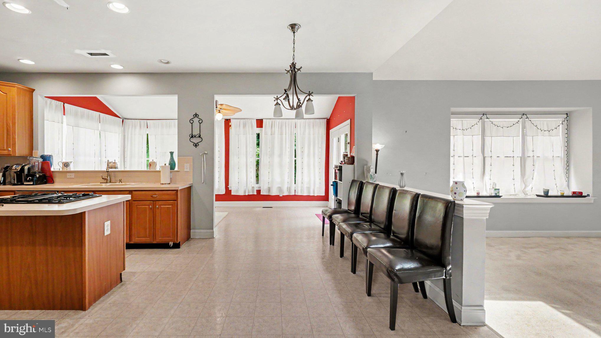 VALLEY FORGE WOODS - Residential