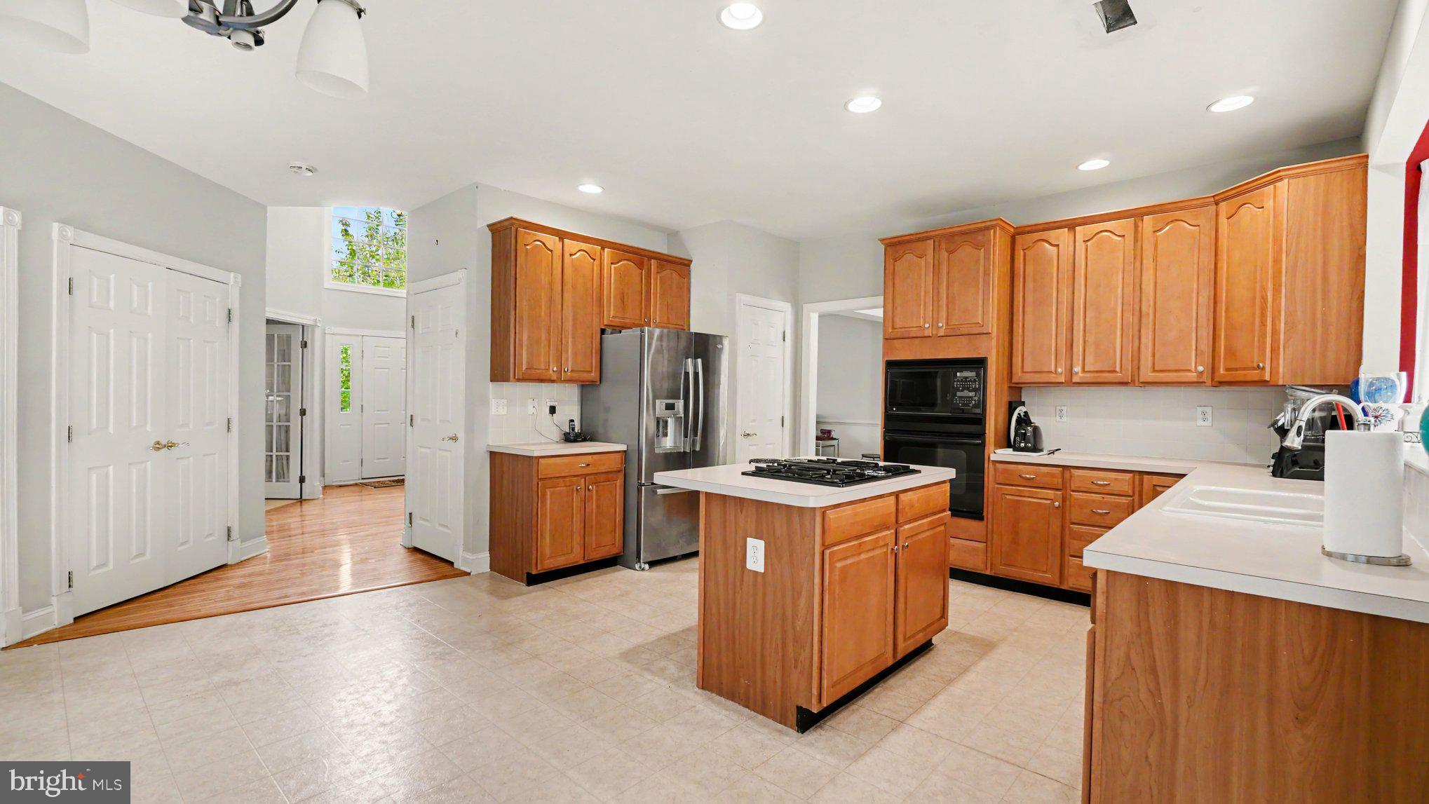 VALLEY FORGE WOODS - Residential