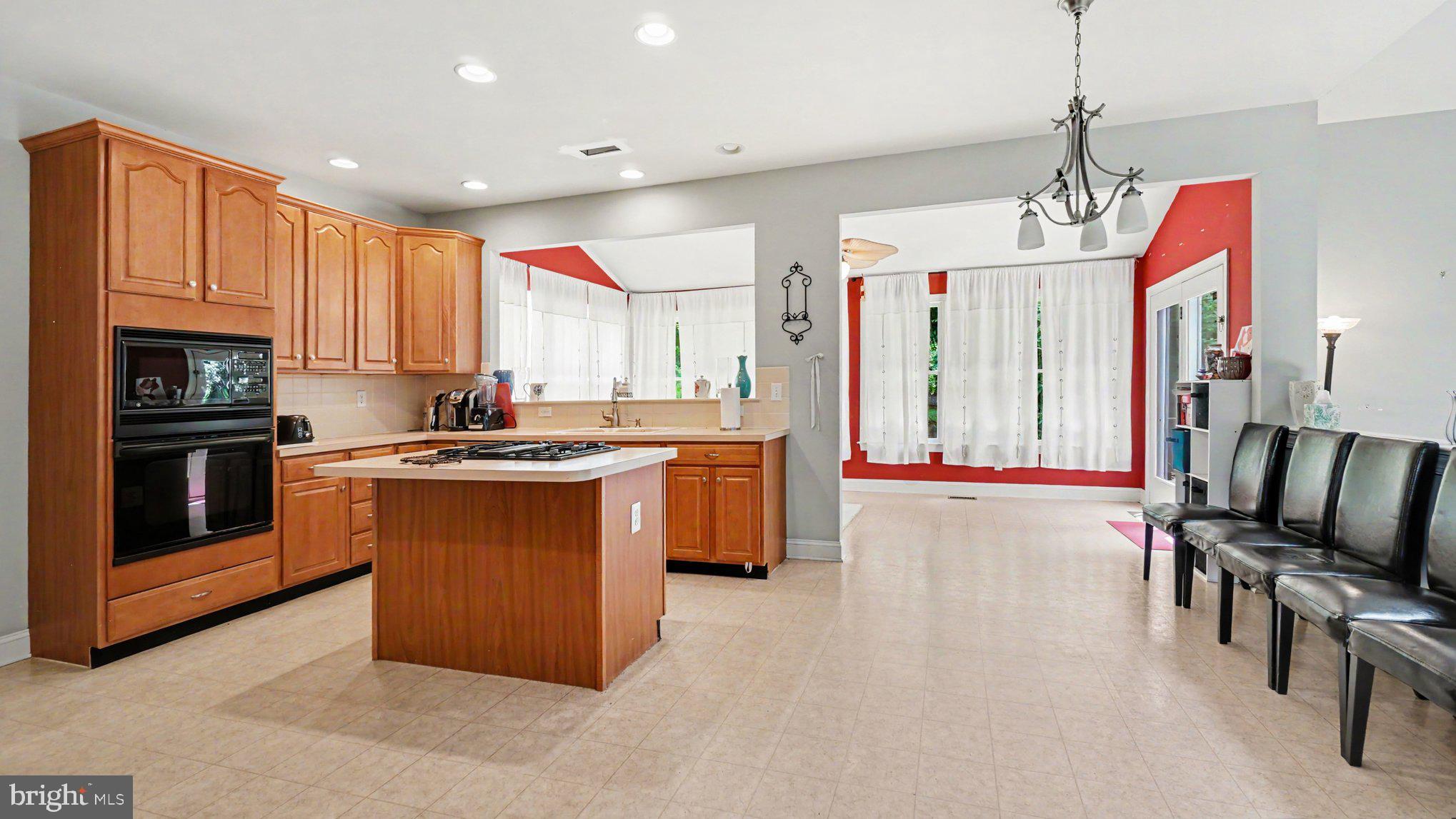 VALLEY FORGE WOODS - Residential