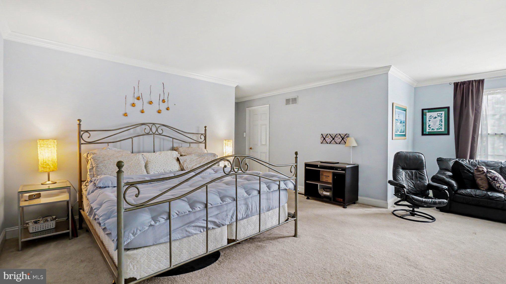 VALLEY FORGE WOODS - Residential