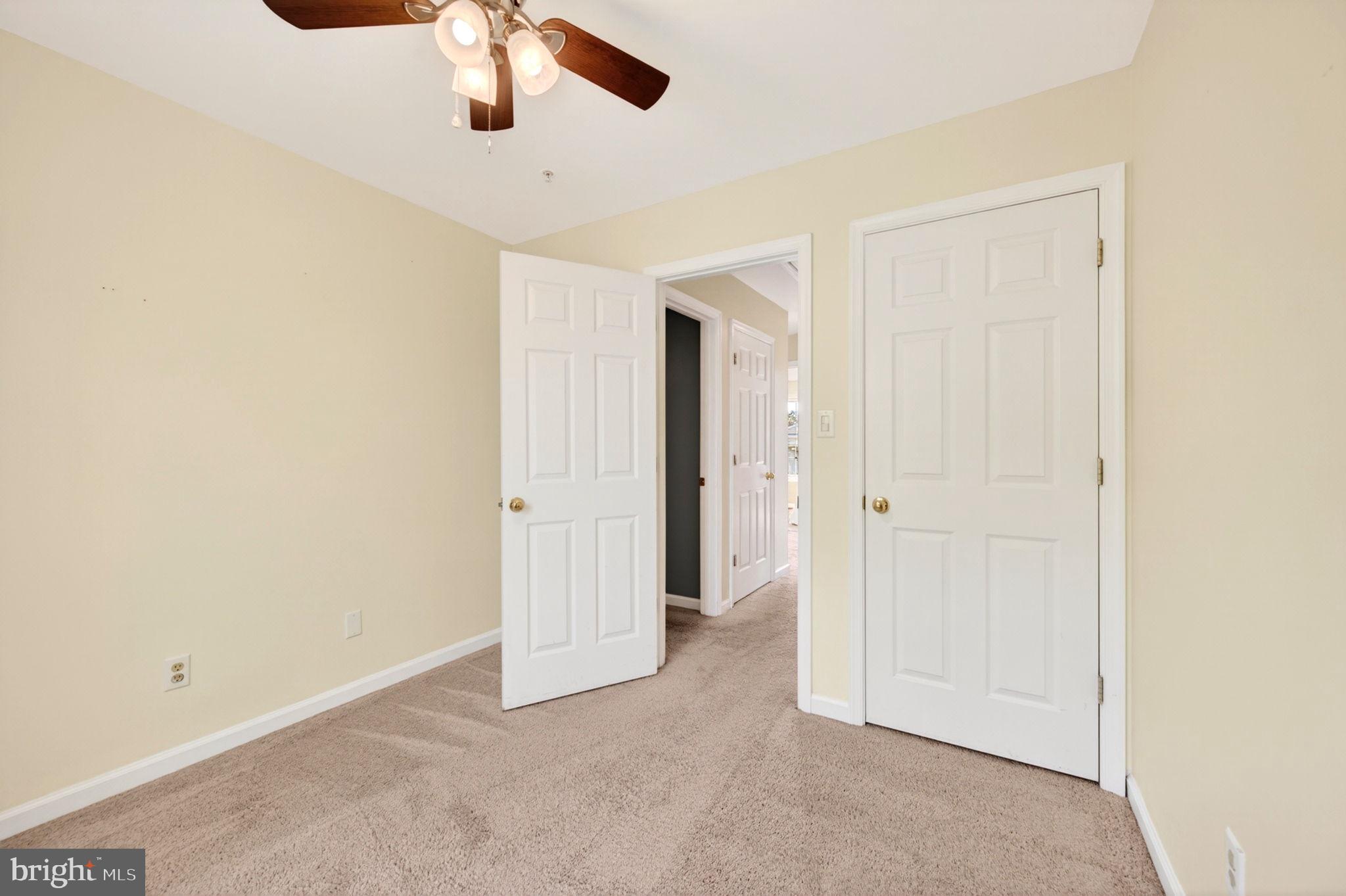 CHESAPEAKE LANDING - Residential