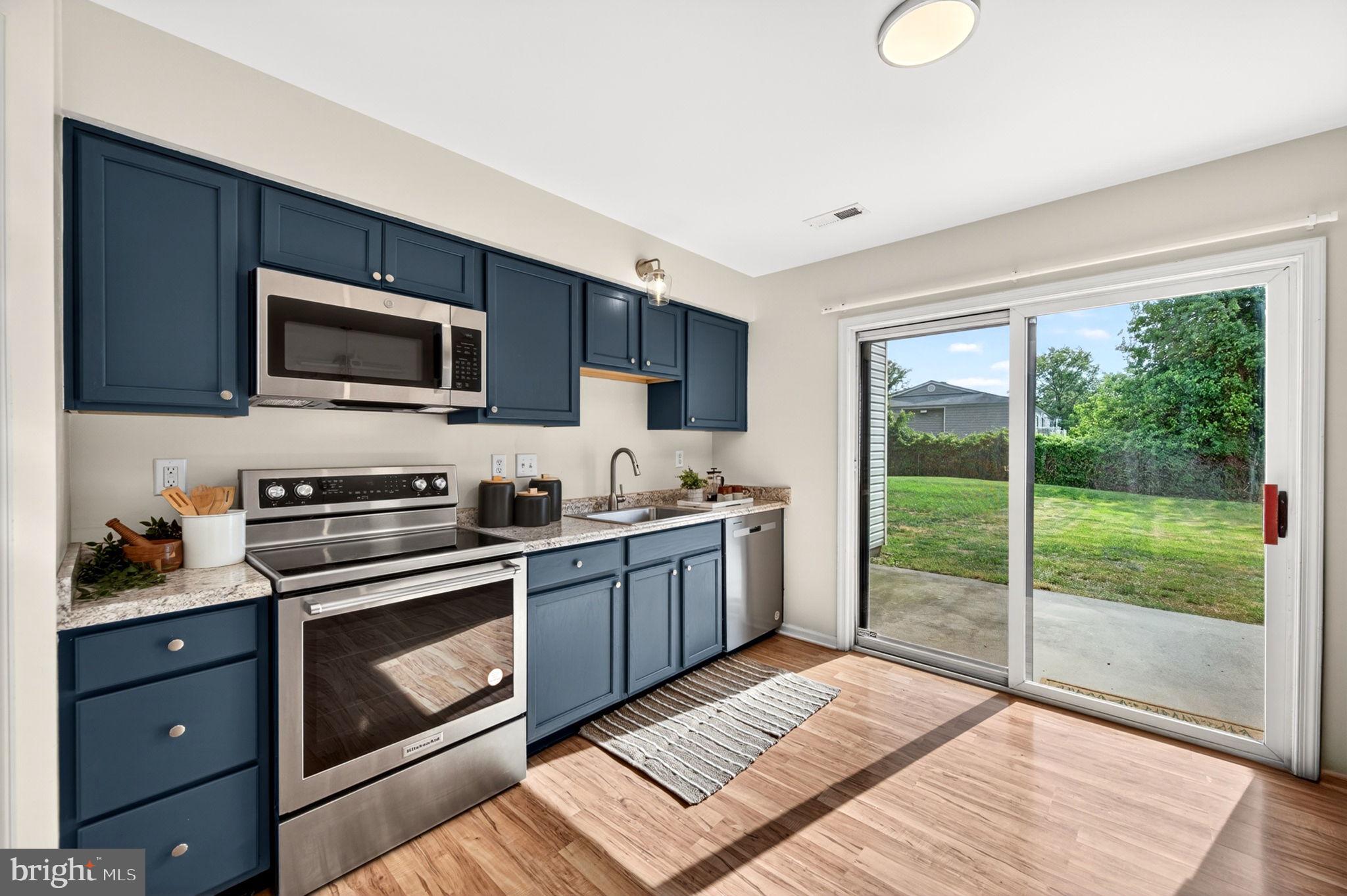 CHESAPEAKE LANDING - Residential