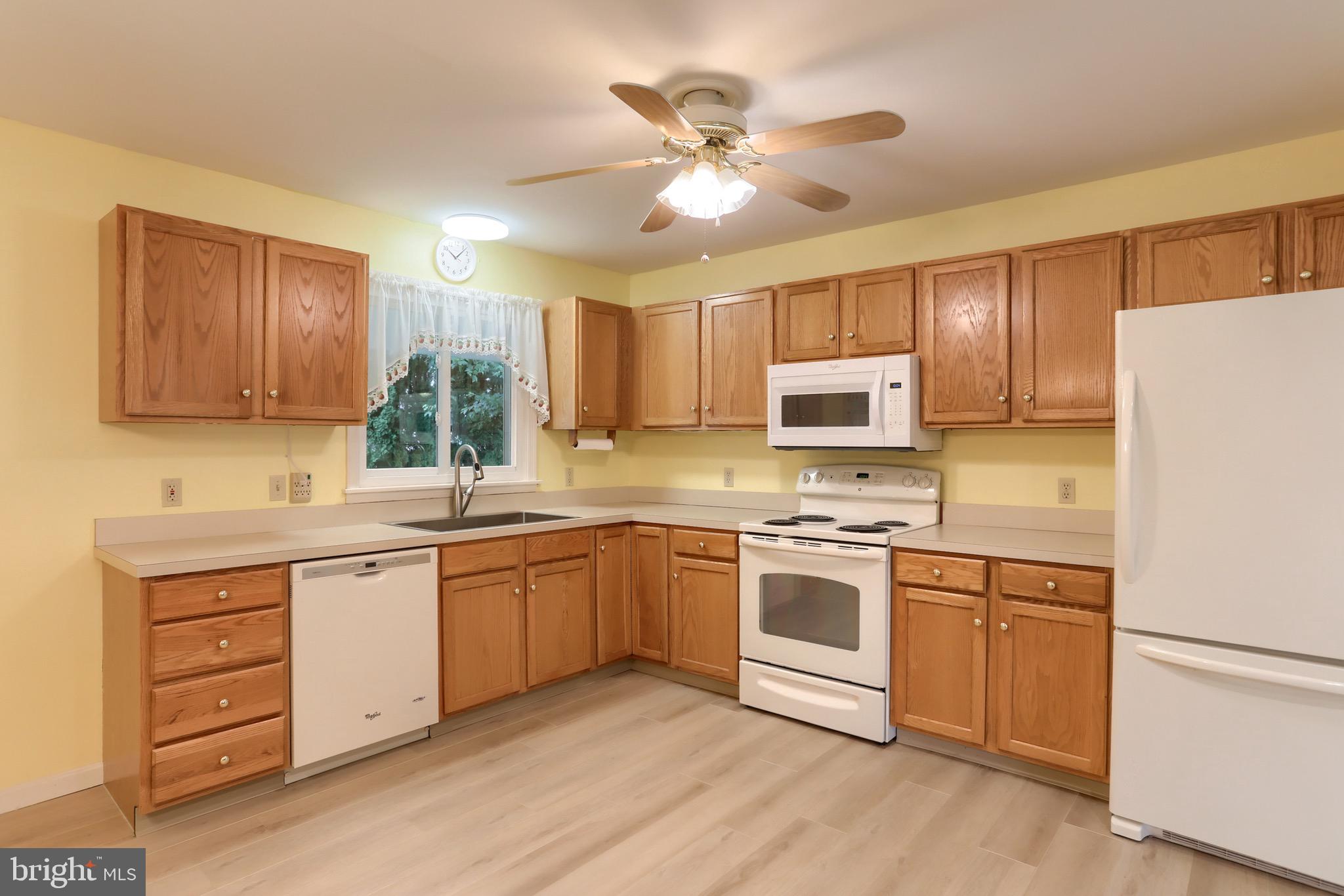 HENRY HOUCK LANE AREA - Residential